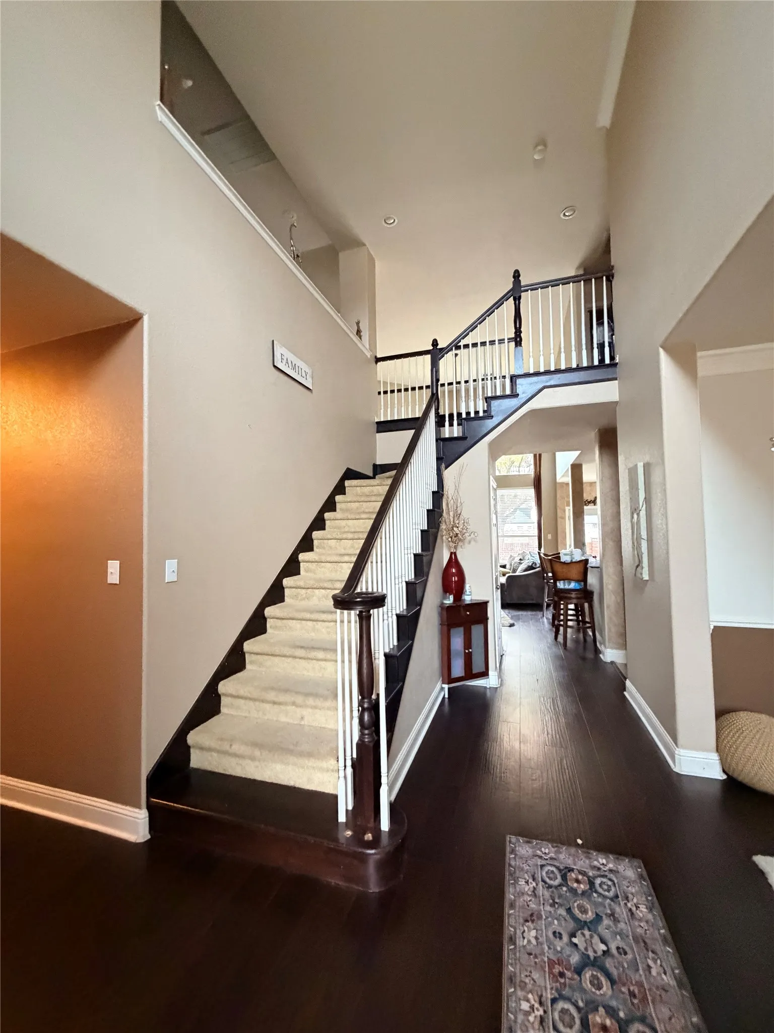 Single Family Residence For Sale in Tarrant County , 2703 Waterway Drive, Grand Prairie, Texas 75054, 3 Bedroom, 3 Bathroom, 2 Garage spaces, 3,016 Sqft, built in 2006, mls#21162760, Real Estate Agent in Grand Prairie, Homes For Sale in Tarrant county, Homes For Sale in Grand Prairie, Realtor in Grand Prairie Texas, Real Estate Brokerage Independent Realty Texas, Luminita Cordes Realtor