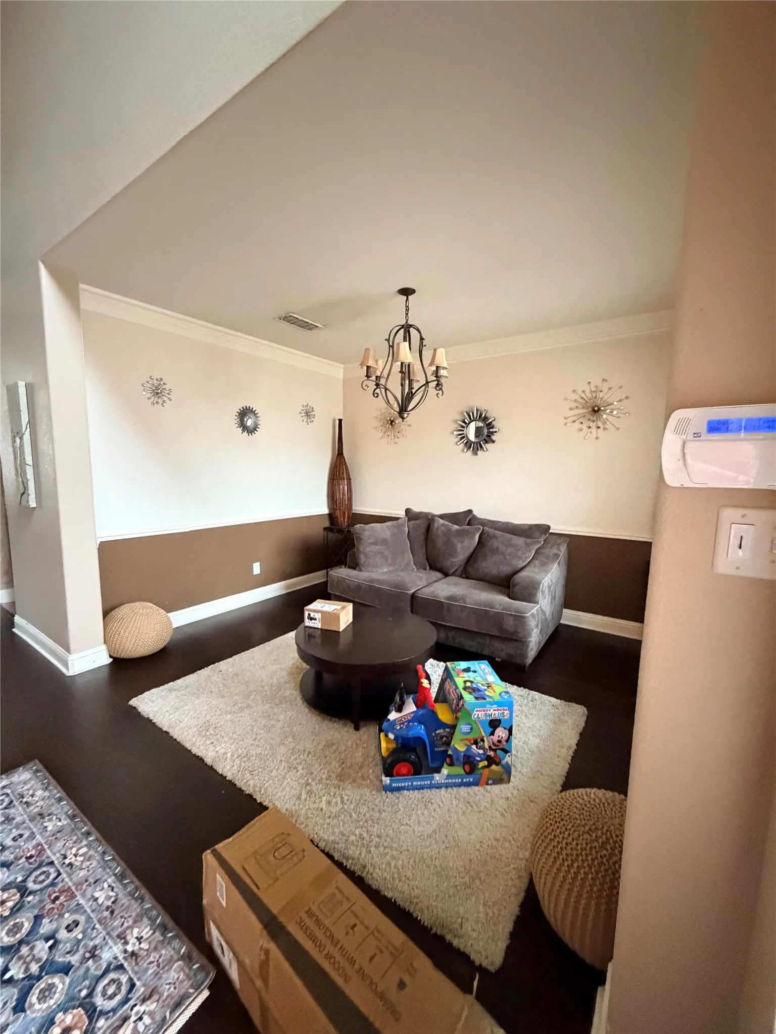 Single Family Residence For Sale in Tarrant County , 2703 Waterway Drive, Grand Prairie, Texas 75054, 3 Bedroom, 3 Bathroom, 2 Garage spaces, 3,016 Sqft, built in 2006, mls#21162760, Real Estate Agent in Grand Prairie, Homes For Sale in Tarrant county, Homes For Sale in Grand Prairie, Realtor in Grand Prairie Texas, Real Estate Brokerage Independent Realty Texas, Luminita Cordes Realtor
