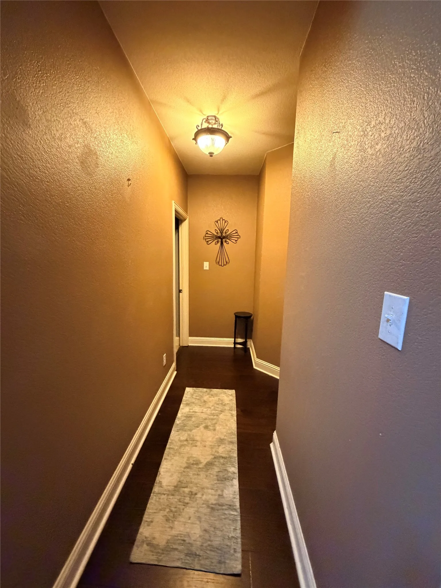 Single Family Residence For Sale in Tarrant County , 2703 Waterway Drive, Grand Prairie, Texas 75054, 3 Bedroom, 3 Bathroom, 2 Garage spaces, 3,016 Sqft, built in 2006, mls#21162760, Real Estate Agent in Grand Prairie, Homes For Sale in Tarrant county, Homes For Sale in Grand Prairie, Realtor in Grand Prairie Texas, Real Estate Brokerage Independent Realty Texas, Luminita Cordes Realtor