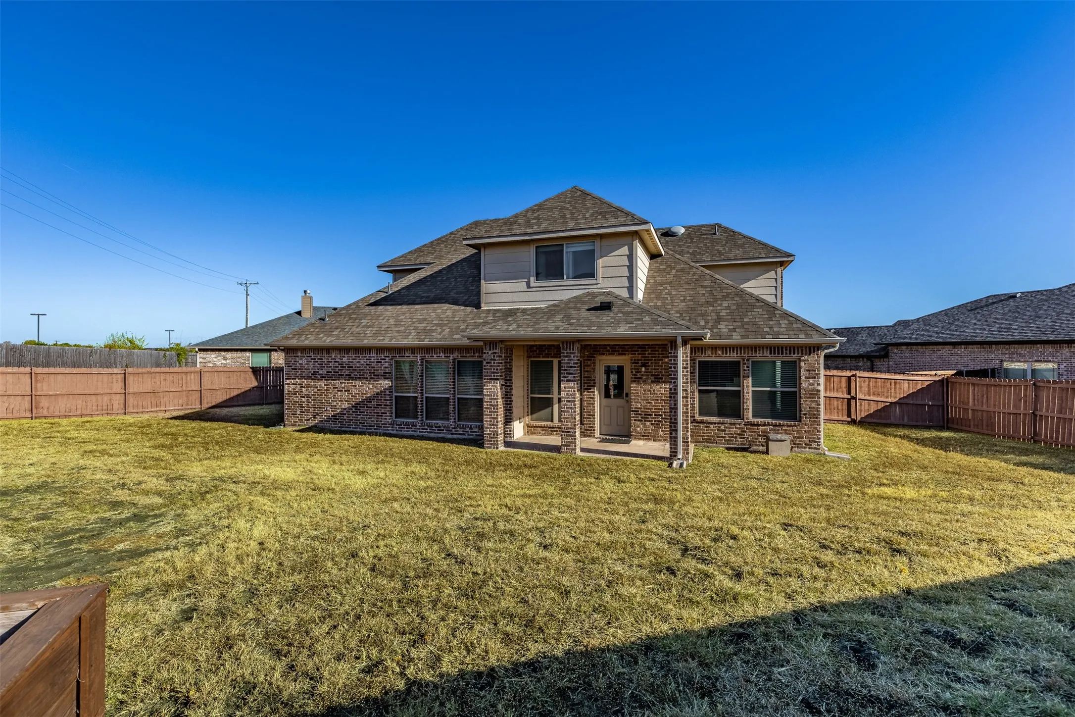 Single Family Residence For Sale in Grayson County , 3522 Hanan Street, Sherman, Texas 75092, 5 Bedroom, 3 Bathroom, 2 Garage spaces, 2,509 Sqft, built in 2018, Preowned, mls#21169710, Real Estate Agent in Sherman, Homes For Sale in Grayson county, Homes For Sale in Sherman, Realtor in Sherman Texas, Real Estate Brokerage Independent Realty Texas, Luminita Cordes Realtor