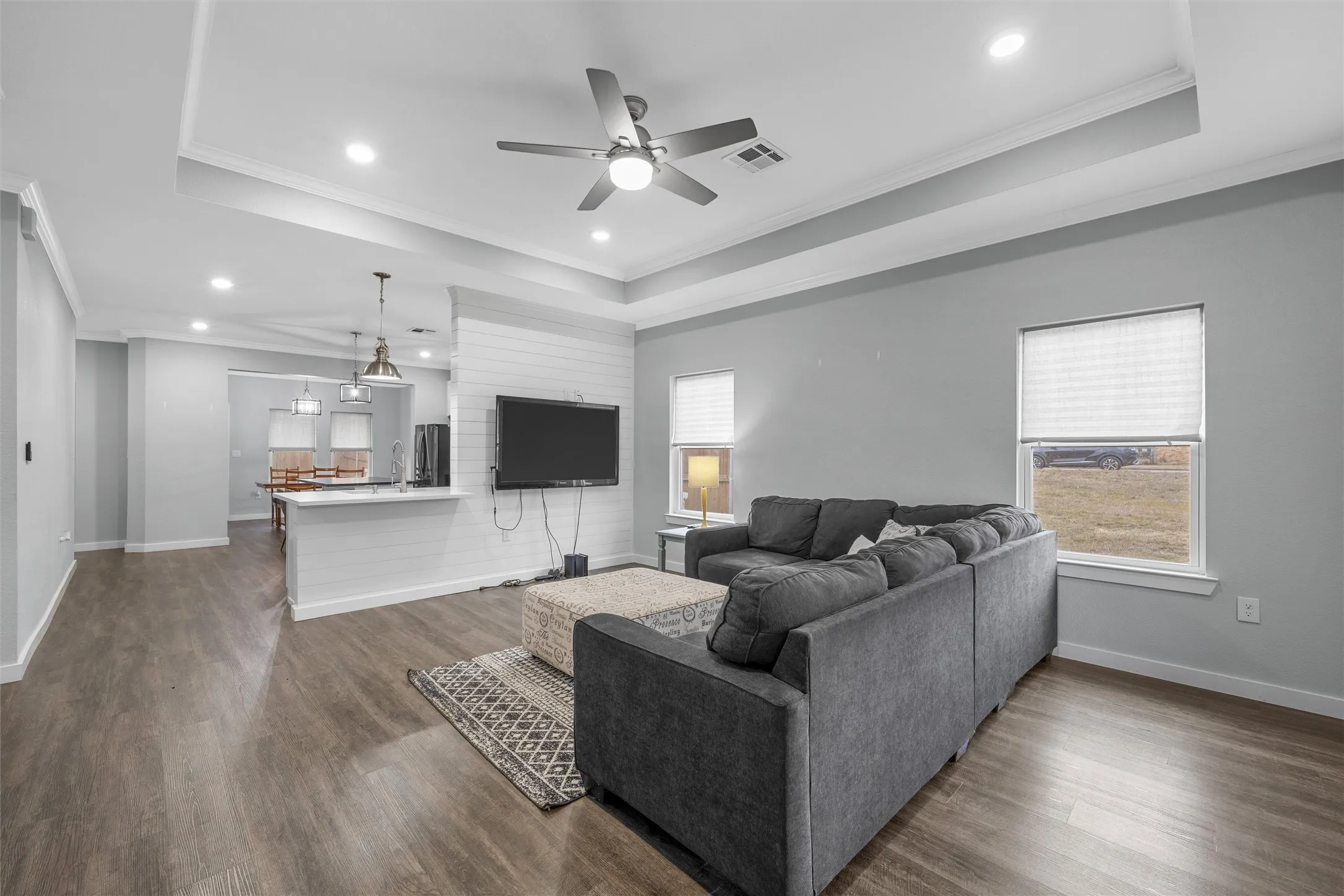 Single Family Residence For Sale in Mc Lennan County , 502 David Davis Drive, Mc Gregor, Texas 76657, 3 Bedroom, 2 Bathroom, 2 Garage spaces, 1,785 Sqft, built in 2020, mls#21169163, Real Estate Agent in Mc Gregor, Homes For Sale in Mc Lennan county, Homes For Sale in Mc Gregor, Realtor in Mc Gregor Texas, Real Estate Brokerage Independent Realty Texas, Luminita Cordes Realtor