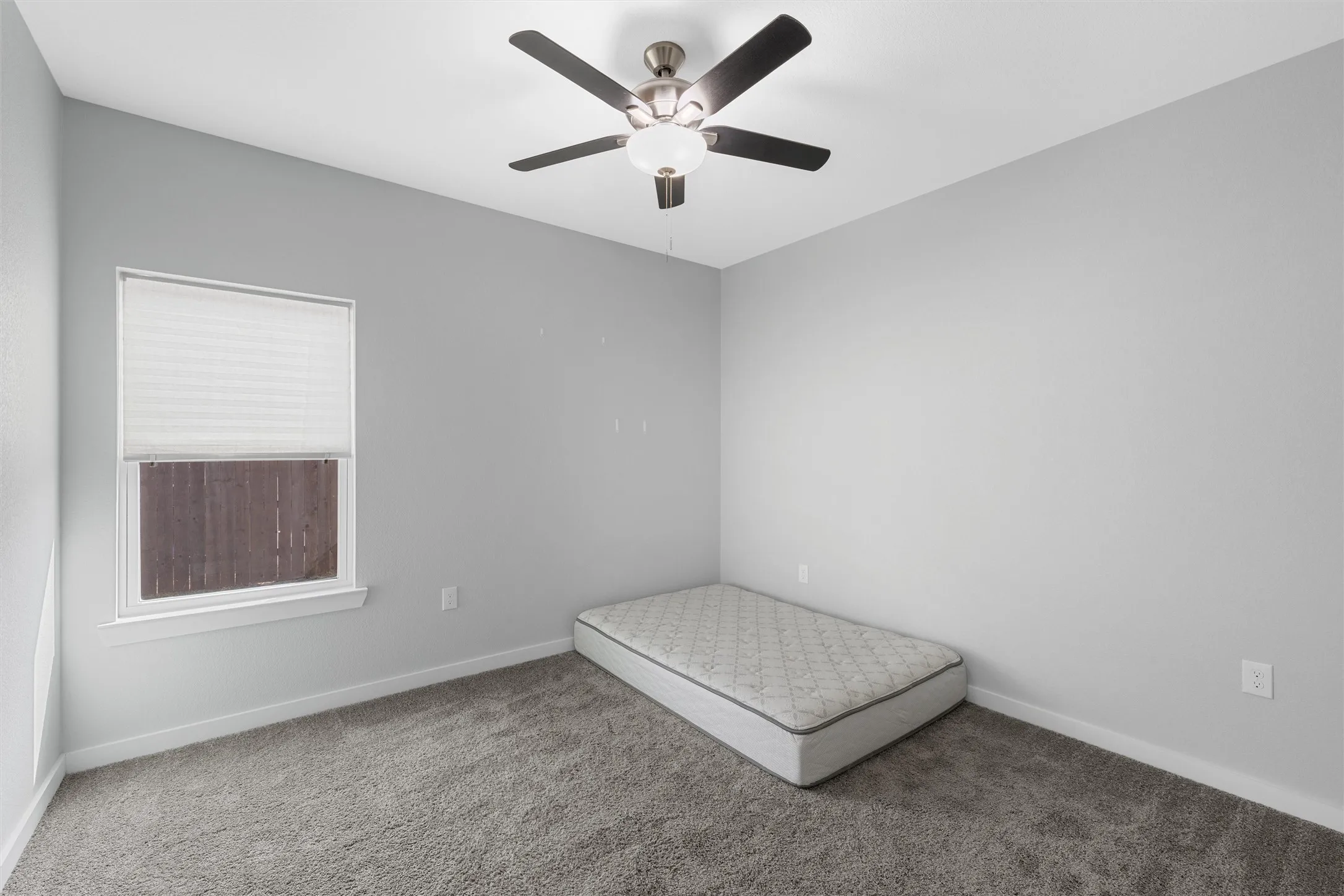 Single Family Residence For Sale in Mc Lennan County , 502 David Davis Drive, Mc Gregor, Texas 76657, 3 Bedroom, 2 Bathroom, 2 Garage spaces, 1,785 Sqft, built in 2020, mls#21169163, Real Estate Agent in Mc Gregor, Homes For Sale in Mc Lennan county, Homes For Sale in Mc Gregor, Realtor in Mc Gregor Texas, Real Estate Brokerage Independent Realty Texas, Luminita Cordes Realtor