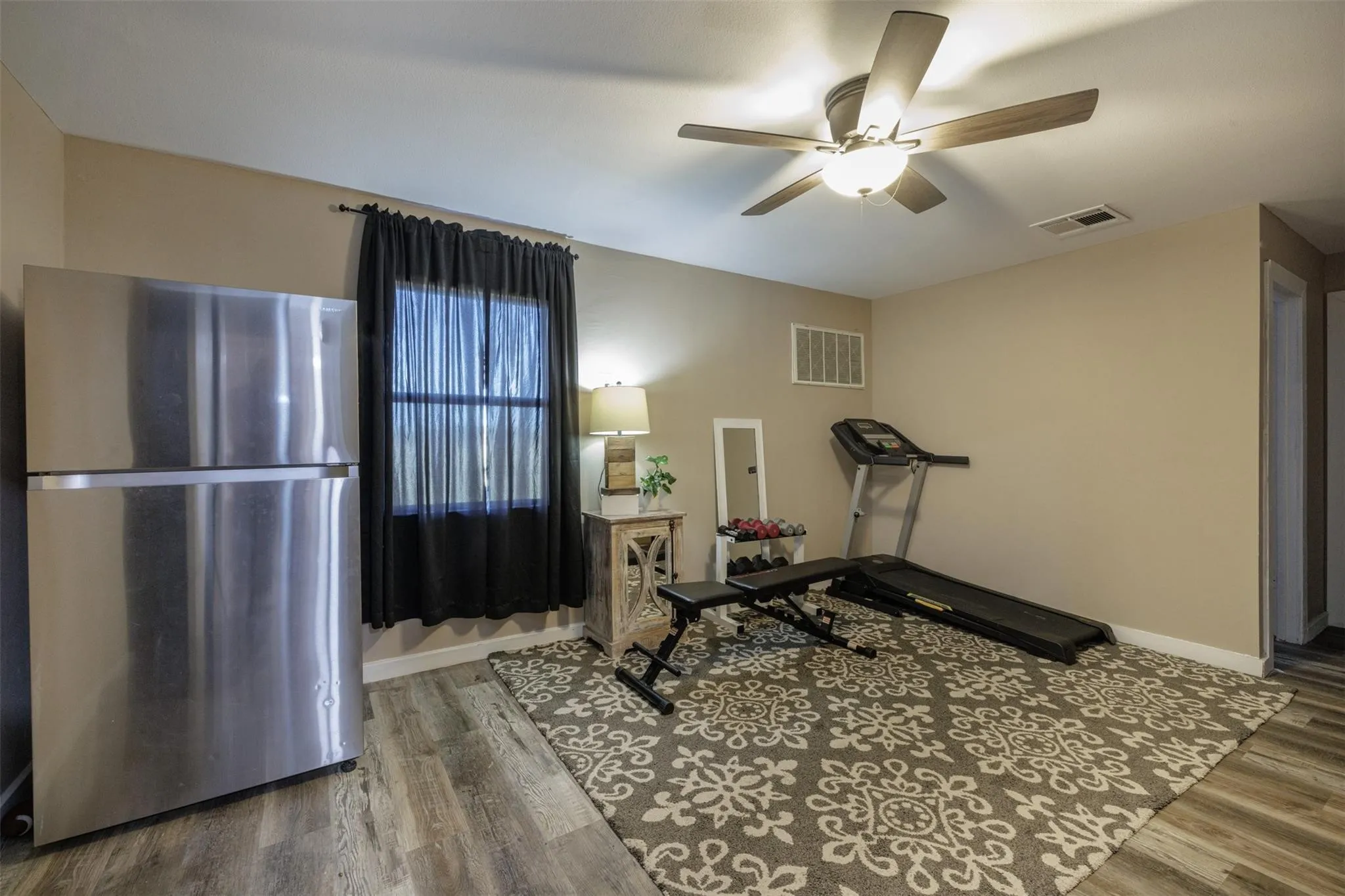 Single Family Residence For Sale in Rains County , 10 acres 765 Rs County Road 3410, Emory, Texas 75440, 5 Bedroom, 4 Bathroom, Garage spaces, 2,940 Sqft, built in 2010, Preowned, mls#21170007, Real Estate Agent in Emory, Homes For Sale in Rains county, Homes For Sale in Emory, Realtor in Emory Texas, Real Estate Brokerage Independent Realty Texas, Luminita Cordes Realtor