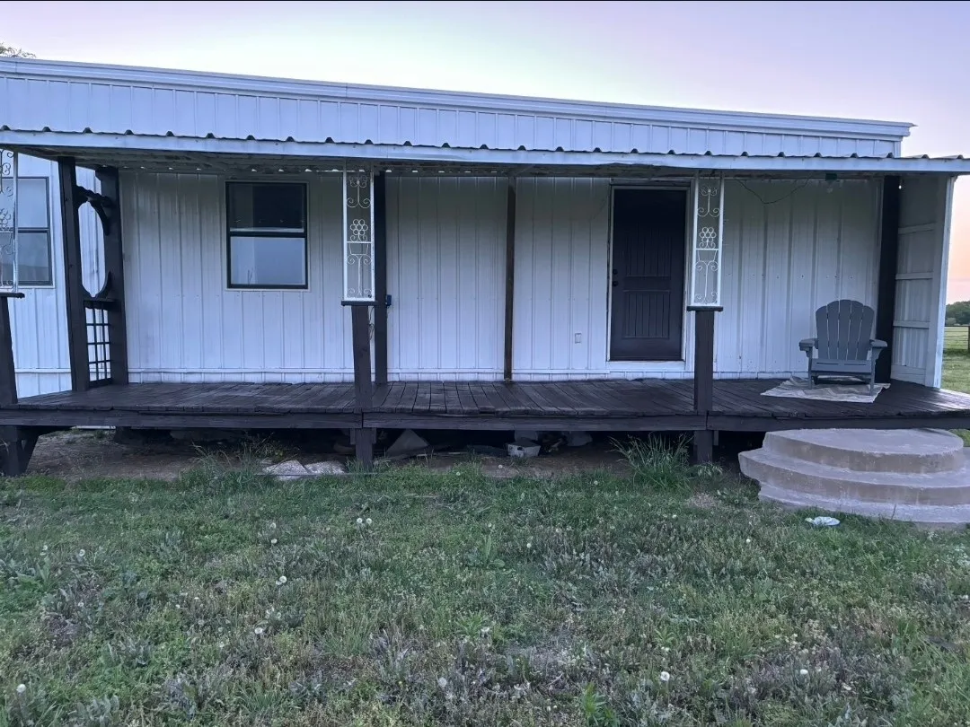 Single Family Residence For Sale in Rains County , 10 acres 765 Rs County Road 3410, Emory, Texas 75440, 5 Bedroom, 4 Bathroom, Garage spaces, 2,940 Sqft, built in 2010, Preowned, mls#21170007, Real Estate Agent in Emory, Homes For Sale in Rains county, Homes For Sale in Emory, Realtor in Emory Texas, Real Estate Brokerage Independent Realty Texas, Luminita Cordes Realtor