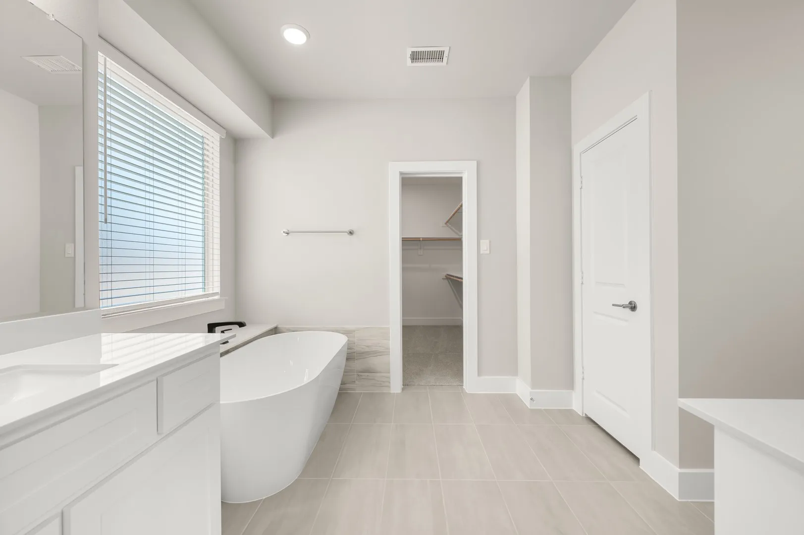 425 Newpark- Primary SUite-3