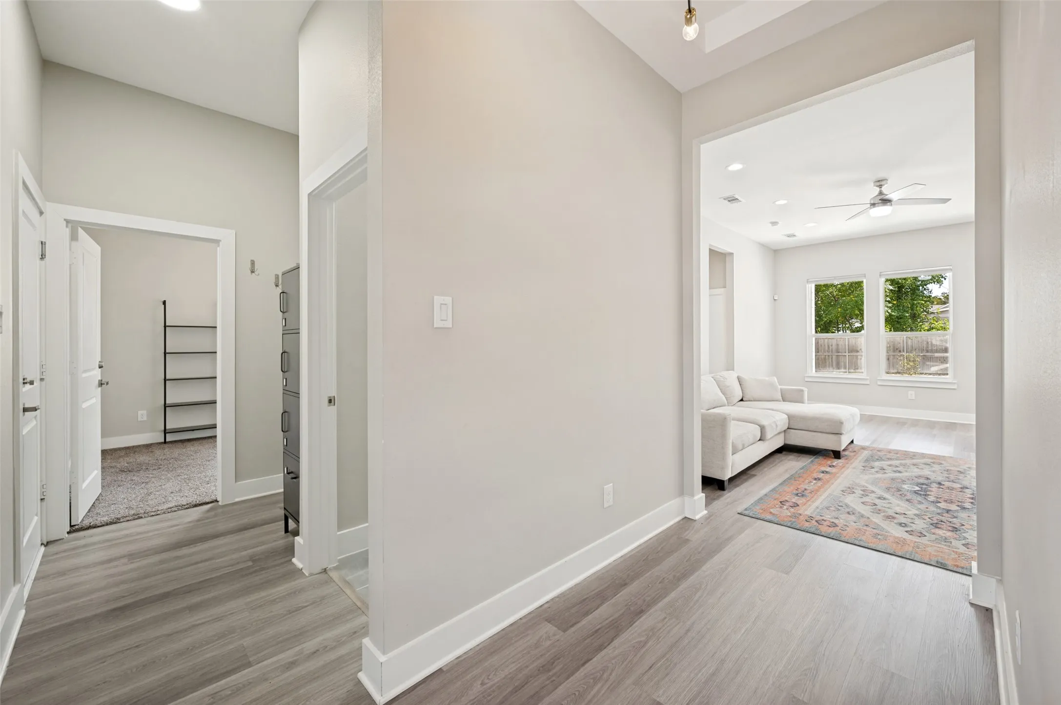 Single Family Residence For Sale in Dallas County , 1210 Morrell Avenue, Dallas, Texas 75203, 4 Bedroom, 2 Bathroom, 2 Garage spaces, 1,801 Sqft, built in 2023, mls#21170280, Real Estate Agent in Dallas, Homes For Sale in Dallas county, Homes For Sale in Dallas, Realtor in Dallas Texas, Real Estate Brokerage Independent Realty Texas, Luminita Cordes Realtor