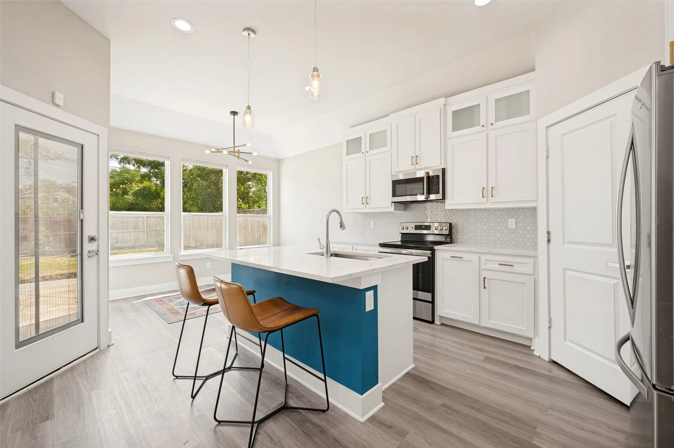 Single Family Residence For Sale in Dallas County , 1210 Morrell Avenue, Dallas, Texas 75203, 4 Bedroom, 2 Bathroom, 2 Garage spaces, 1,801 Sqft, built in 2023, mls#21170280, Real Estate Agent in Dallas, Homes For Sale in Dallas county, Homes For Sale in Dallas, Realtor in Dallas Texas, Real Estate Brokerage Independent Realty Texas, Luminita Cordes Realtor