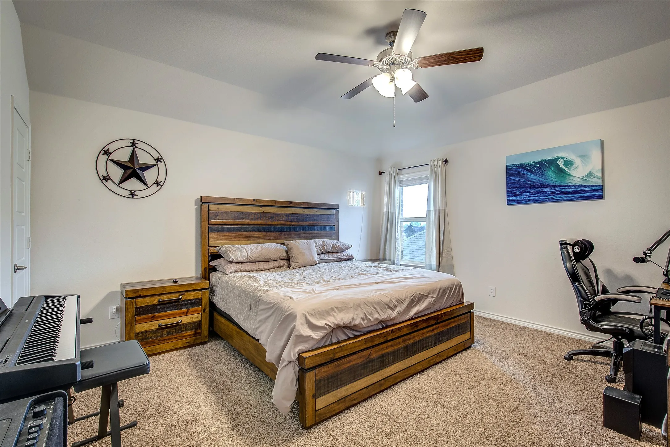 Single Family Residence For Sale in Hunt County , 102 Whitetail Way, Caddo Mills, Texas 75135, 4 Bedroom, 3 Bathroom, 2 Garage spaces, 2,454 Sqft, built in 2020, Preowned, Price $329,900, mls#21163115, Real Estate Agent in Caddo Mills, Homes For Sale in Hunt county, Homes For Sale in Caddo Mills, Realtor in Caddo Mills Texas, Real Estate Brokerage Independent Realty Texas, Luminita Cordes Realtor
