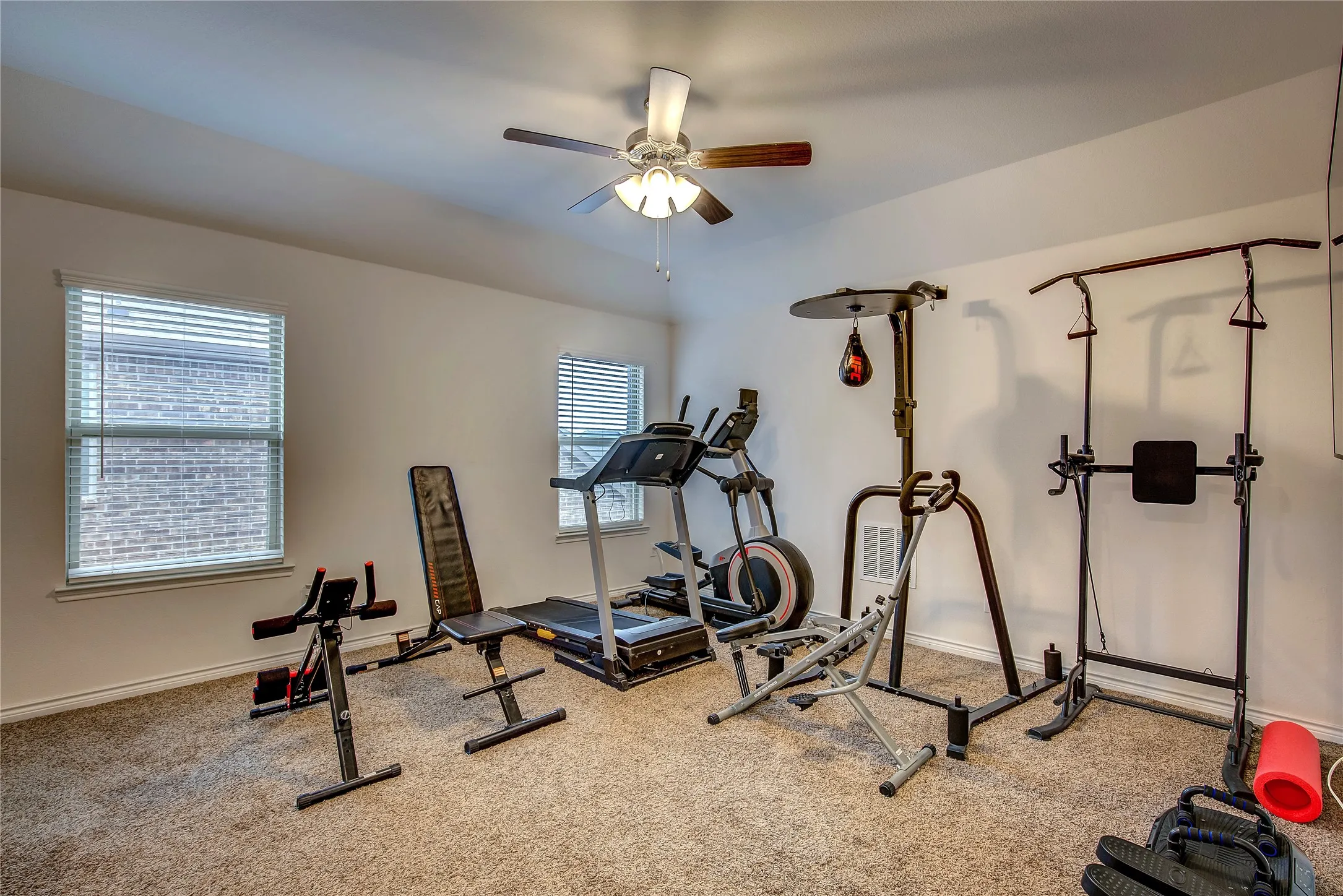 Single Family Residence For Sale in Hunt County , 102 Whitetail Way, Caddo Mills, Texas 75135, 4 Bedroom, 3 Bathroom, 2 Garage spaces, 2,454 Sqft, built in 2020, Preowned, Price $329,900, mls#21163115, Real Estate Agent in Caddo Mills, Homes For Sale in Hunt county, Homes For Sale in Caddo Mills, Realtor in Caddo Mills Texas, Real Estate Brokerage Independent Realty Texas, Luminita Cordes Realtor