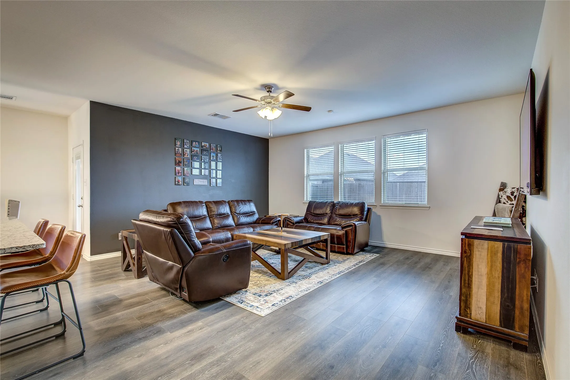 Single Family Residence For Sale in Hunt County , 102 Whitetail Way, Caddo Mills, Texas 75135, 4 Bedroom, 3 Bathroom, 2 Garage spaces, 2,454 Sqft, built in 2020, Preowned, Price $329,900, mls#21163115, Real Estate Agent in Caddo Mills, Homes For Sale in Hunt county, Homes For Sale in Caddo Mills, Realtor in Caddo Mills Texas, Real Estate Brokerage Independent Realty Texas, Luminita Cordes Realtor