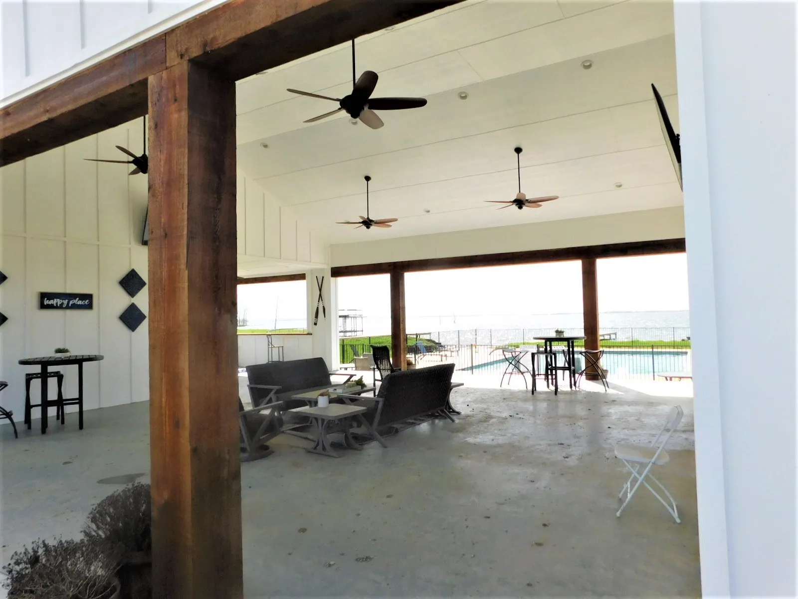 Unimproved Land For Sale in Navarro County , Lot 196 Peninsula Road, Kerens, Texas 75144, 0, 0, Garage spaces, 0 Sqft, built in 0, Price $32,900, mls#21170529, Real Estate Agent in Kerens, Homes For Sale in Navarro county, Homes For Sale in Kerens, Realtor in Kerens Texas, Real Estate Brokerage Independent Realty Texas, Luminita Cordes Realtor