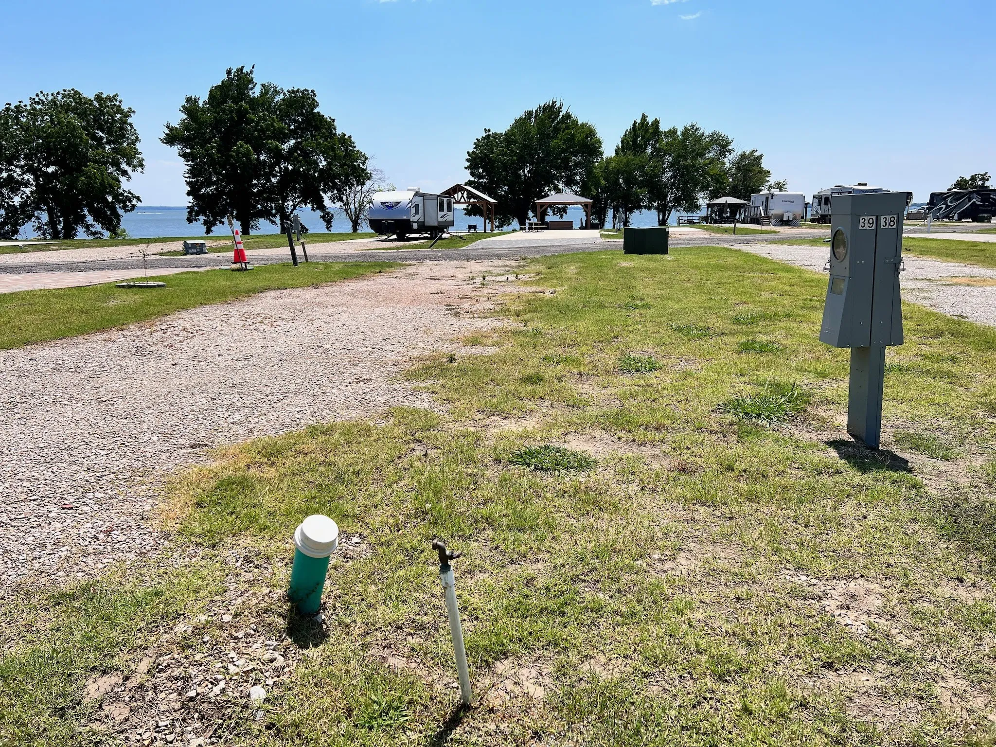 Unimproved Land For Sale in Navarro County , Lot 196 Peninsula Road, Kerens, Texas 75144, 0, 0, Garage spaces, 0 Sqft, built in 0, Price $32,900, mls#21170529, Real Estate Agent in Kerens, Homes For Sale in Navarro county, Homes For Sale in Kerens, Realtor in Kerens Texas, Real Estate Brokerage Independent Realty Texas, Luminita Cordes Realtor