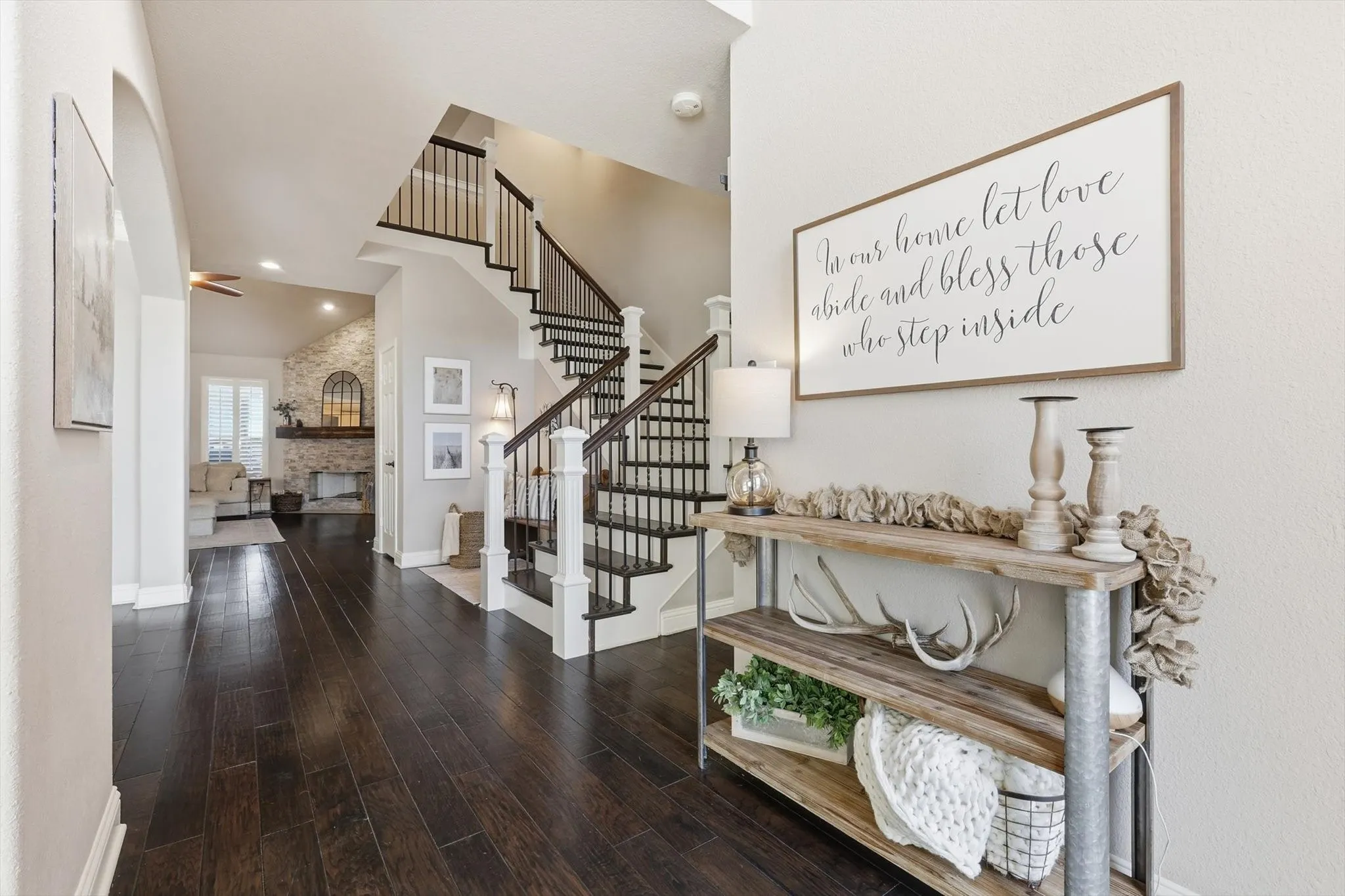 Single Family Residence For Sale in Collin County , 1001 Bridgeport Lane, Prosper, Texas 75078, 4 Bedroom, 3 Bathroom, 3 Garage spaces, 3,670 Sqft, built in 2005, Preowned, mls#21169549, Real Estate Agent in Prosper, Homes For Sale in Collin county, Homes For Sale in Prosper, Realtor in Prosper Texas, Real Estate Brokerage Independent Realty Texas, Luminita Cordes Realtor