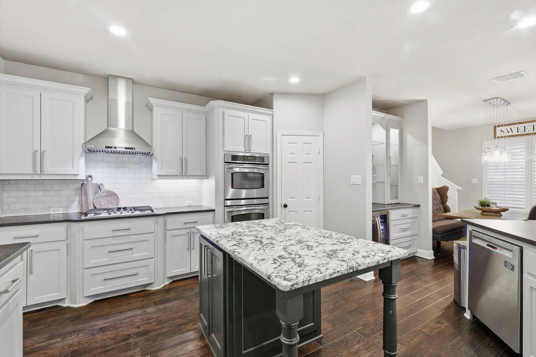 Single Family Residence For Sale in Collin County , 1001 Bridgeport Lane, Prosper, Texas 75078, 4 Bedroom, 3 Bathroom, 3 Garage spaces, 3,670 Sqft, built in 2005, Preowned, mls#21169549, Real Estate Agent in Prosper, Homes For Sale in Collin county, Homes For Sale in Prosper, Realtor in Prosper Texas, Real Estate Brokerage Independent Realty Texas, Luminita Cordes Realtor