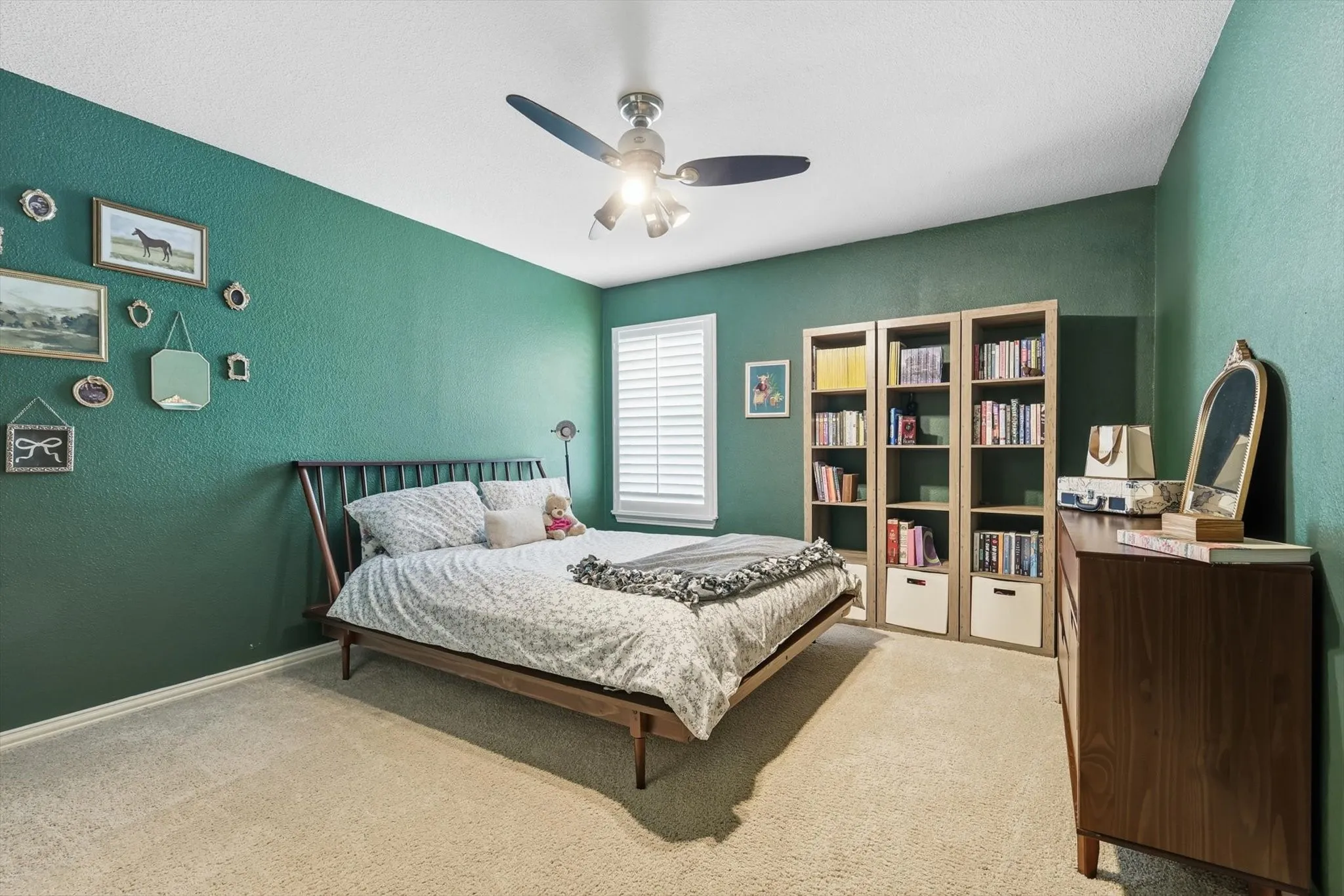 Upstairs Bedroom #4