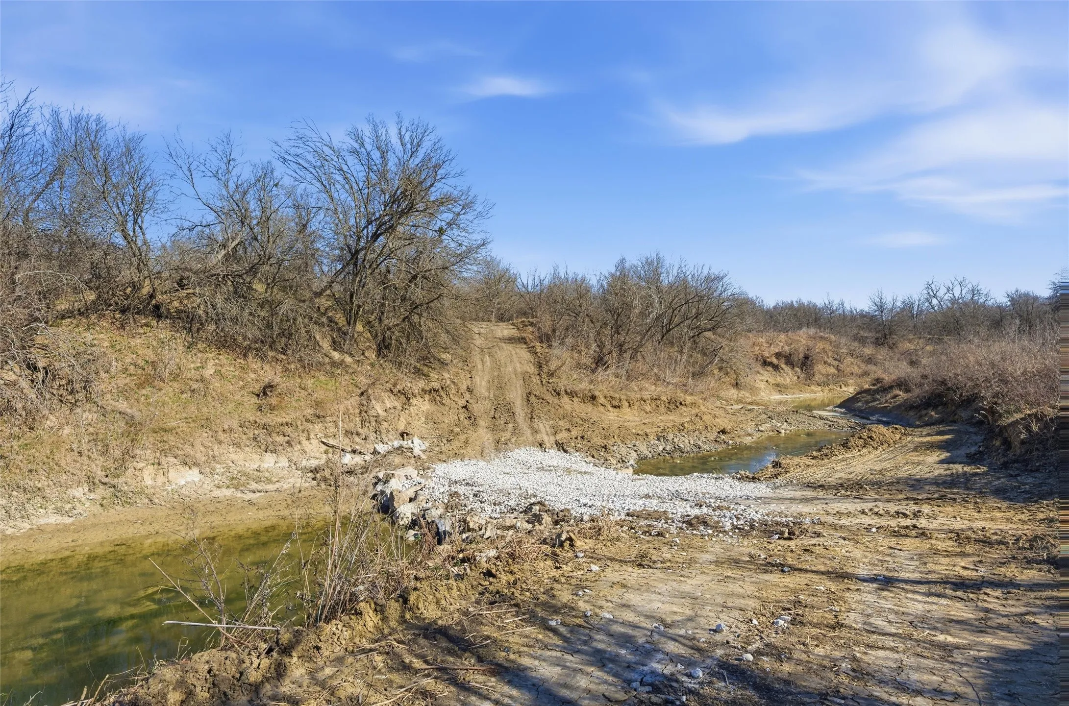 Improved Land For Sale in Falls County , 2375 FM 935, Chilton, Texas 76632, 0, 0, Garage spaces, 0 Sqft, built in 0, mls#21164803, Real Estate Agent in Chilton, Homes For Sale in Falls county, Homes For Sale in Chilton, Realtor in Chilton Texas, Real Estate Brokerage Independent Realty Texas, Luminita Cordes Realtor