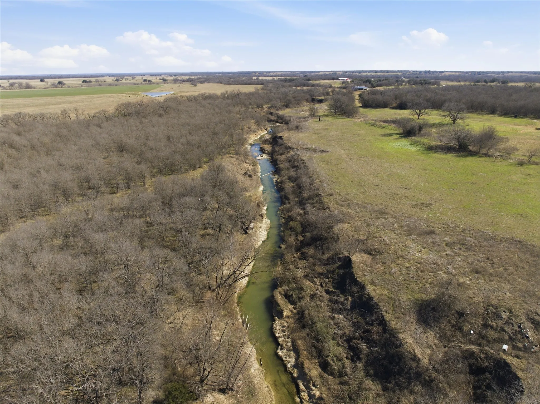 Improved Land For Sale in Falls County , 2375 FM 935, Chilton, Texas 76632, 0, 0, Garage spaces, 0 Sqft, built in 0, mls#21164803, Real Estate Agent in Chilton, Homes For Sale in Falls county, Homes For Sale in Chilton, Realtor in Chilton Texas, Real Estate Brokerage Independent Realty Texas, Luminita Cordes Realtor