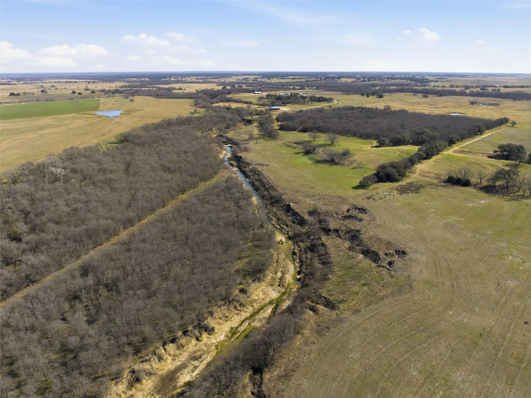Improved Land For Sale in Falls County , 2375 FM 935, Chilton, Texas 76632, 0, 0, Garage spaces, 0 Sqft, built in 0, mls#21164803, Real Estate Agent in Chilton, Homes For Sale in Falls county, Homes For Sale in Chilton, Realtor in Chilton Texas, Real Estate Brokerage Independent Realty Texas, Luminita Cordes Realtor