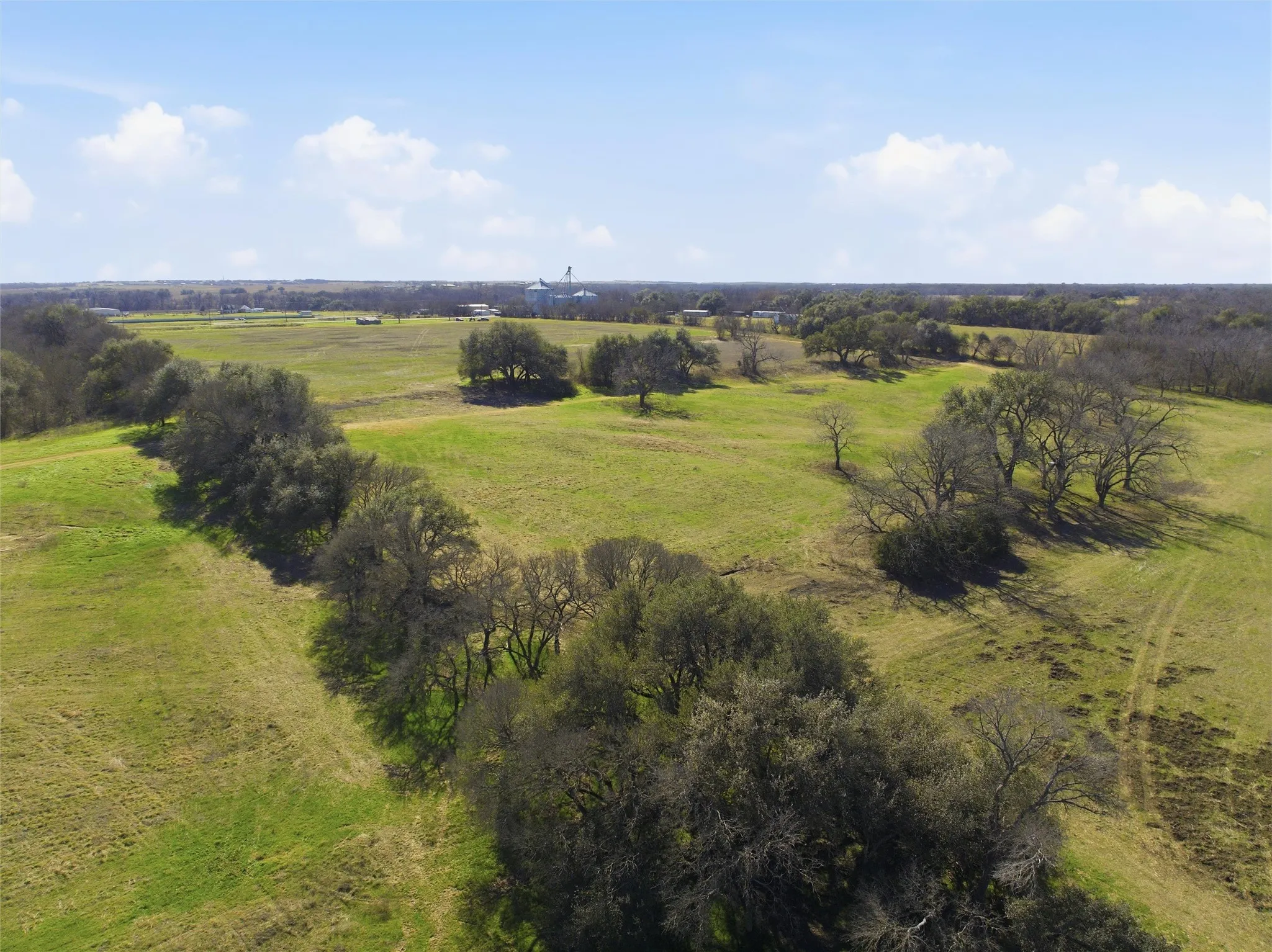 Improved Land For Sale in Falls County , 2375 FM 935, Chilton, Texas 76632, 0, 0, Garage spaces, 0 Sqft, built in 0, mls#21164803, Real Estate Agent in Chilton, Homes For Sale in Falls county, Homes For Sale in Chilton, Realtor in Chilton Texas, Real Estate Brokerage Independent Realty Texas, Luminita Cordes Realtor