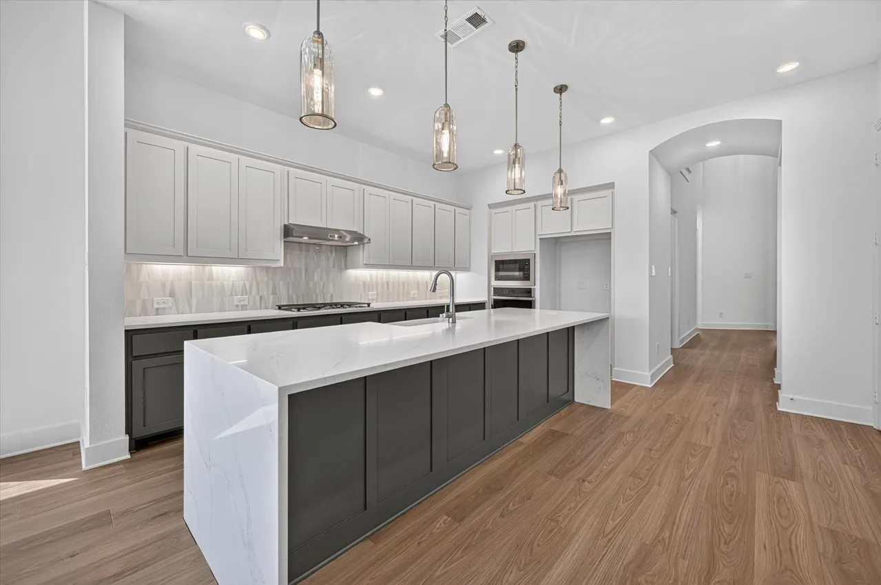 Single Family Residence For Sale in Denton County , 9813 Oak Glade Drive, Denton, Texas 76207, 5 Bedroom, 5 Bathroom, 2 Garage spaces, 3,243 Sqft, built in 2026, New Construction - Incomplete, mls#21170647, Real Estate Agent in Denton, Homes For Sale in Denton county, Homes For Sale in Denton, Realtor in Denton Texas, Real Estate Brokerage Independent Realty Texas, Luminita Cordes Realtor