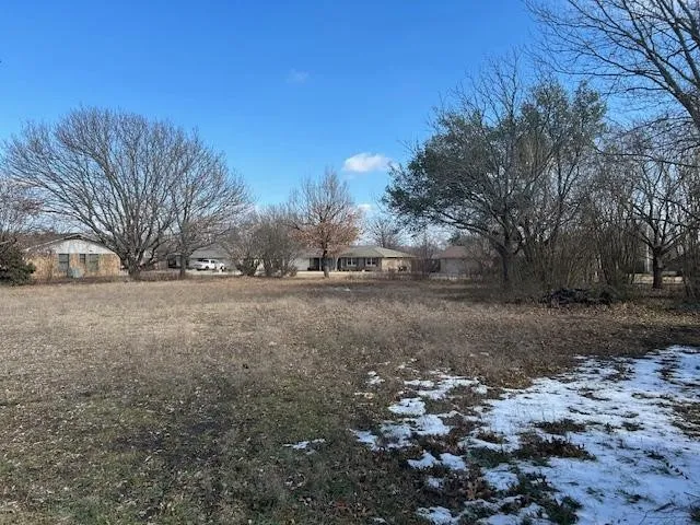 Unimproved Land For Sale in Grayson County , TBD .81 AC Wallace Street, Whitewright, Texas 75491, 0, 0, Garage spaces, 0 Sqft, built in 0, Price $125,000, mls#21170900, Real Estate Agent in Whitewright, Homes For Sale in Grayson county, Homes For Sale in Whitewright, Realtor in Whitewright Texas, Real Estate Brokerage Independent Realty Texas, Luminita Cordes Realtor