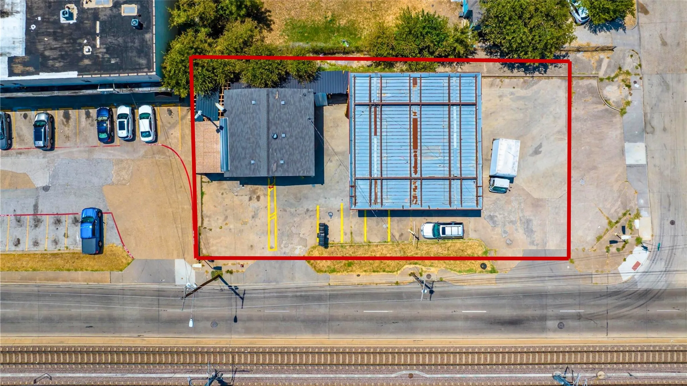 Retail For Sale in Dallas County , 3701 Lancaster Road, Dallas, Texas 75216, 0, 0, Garage spaces, 0 Sqft, built in 1976, Preowned, Price $599,000, mls#21170983, Real Estate Agent in Dallas, Homes For Sale in Dallas county, Homes For Sale in Dallas, Realtor in Dallas Texas, Real Estate Brokerage Independent Realty Texas, Luminita Cordes Realtor