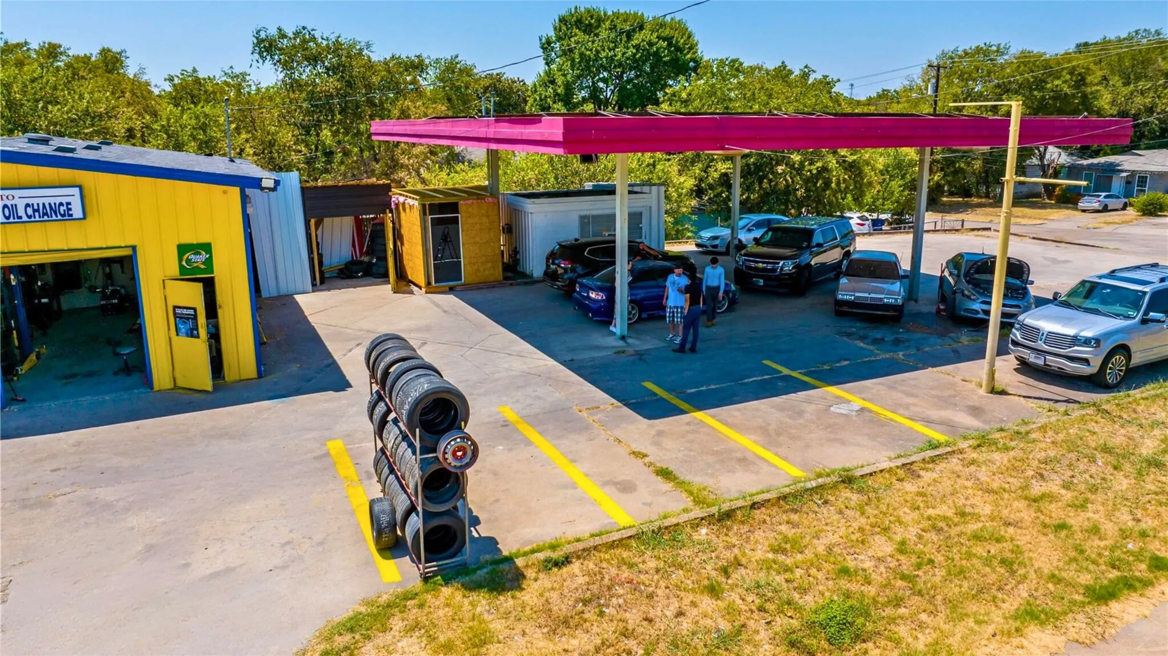 Retail For Sale in Dallas County , 3701 Lancaster Road, Dallas, Texas 75216, 0, 0, Garage spaces, 0 Sqft, built in 1976, Preowned, Price $599,000, mls#21170983, Real Estate Agent in Dallas, Homes For Sale in Dallas county, Homes For Sale in Dallas, Realtor in Dallas Texas, Real Estate Brokerage Independent Realty Texas, Luminita Cordes Realtor