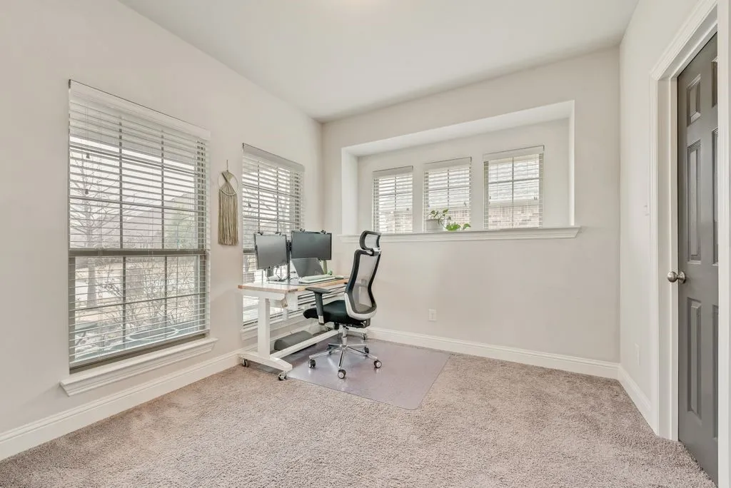 Single Family Residence For Sale in Collin County , 1635 Nancy Drive, Wylie, Texas 75098, 4 Bedroom, 3 Bathroom, 3 Garage spaces, 2,387 Sqft, built in 2018, Preowned, mls#21169857, Real Estate Agent in Wylie, Homes For Sale in Collin county, Homes For Sale in Wylie, Realtor in Wylie Texas, Real Estate Brokerage Independent Realty Texas, Luminita Cordes Realtor