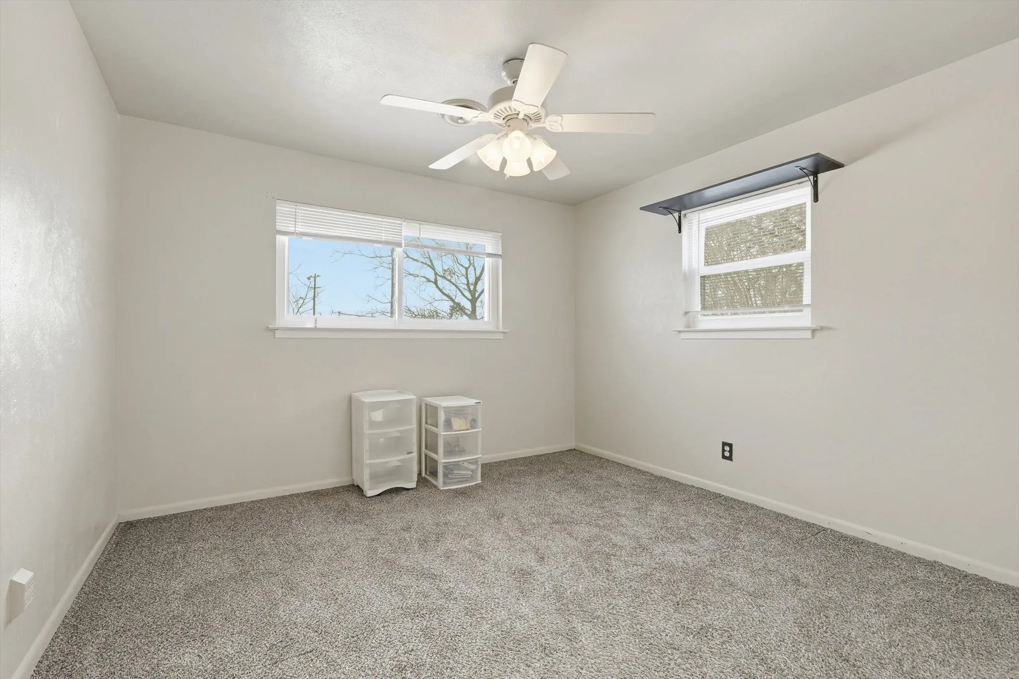 Single Family Residence For Sale in Denton County , 107 N 7th Street, Krum, Texas 76249, 3 Bedrooms, 2 Bathrooms, 2 Garage spaces, 1,416 Sqft, built in 1966, Preowned, Price $280,000, mls#21160601, Real Estate Agent in Krum, Homes For Sale in Denton county, Homes For Sale in Krum, Realtor in Krum Texas, Real Estate Brokerage Independent Realty Texas, Luminita Cordes Realtor