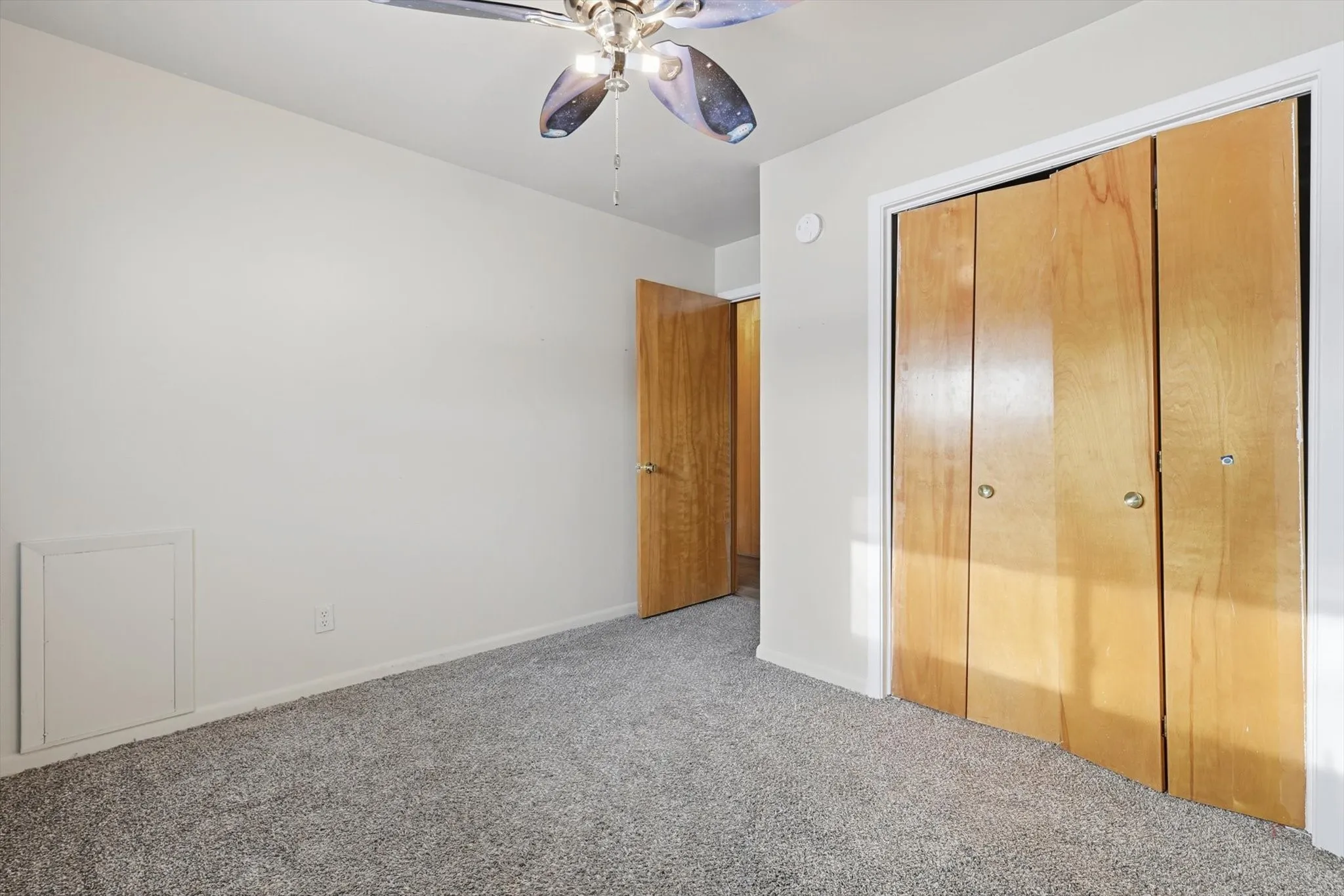 Single Family Residence For Sale in Denton County , 107 N 7th Street, Krum, Texas 76249, 3 Bedrooms, 2 Bathrooms, 2 Garage spaces, 1,416 Sqft, built in 1966, Preowned, Price $280,000, mls#21160601, Real Estate Agent in Krum, Homes For Sale in Denton county, Homes For Sale in Krum, Realtor in Krum Texas, Real Estate Brokerage Independent Realty Texas, Luminita Cordes Realtor