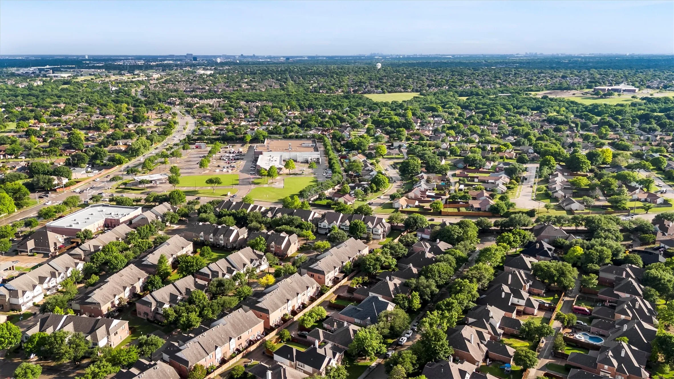 Townhouse For Sale in Collin County , 834 Apple Hill Drive, Allen, Texas 75013, 2 Bedrooms, 3 Bathrooms, 2 Garage spaces, 1,765 Sqft, built in 2007, Preowned, Price $333,000, mls#21171232, Real Estate Agent in Allen, Homes For Sale in Collin county, Homes For Sale in Allen, Realtor in Allen Texas, Real Estate Brokerage Independent Realty Texas, Luminita Cordes Realtor