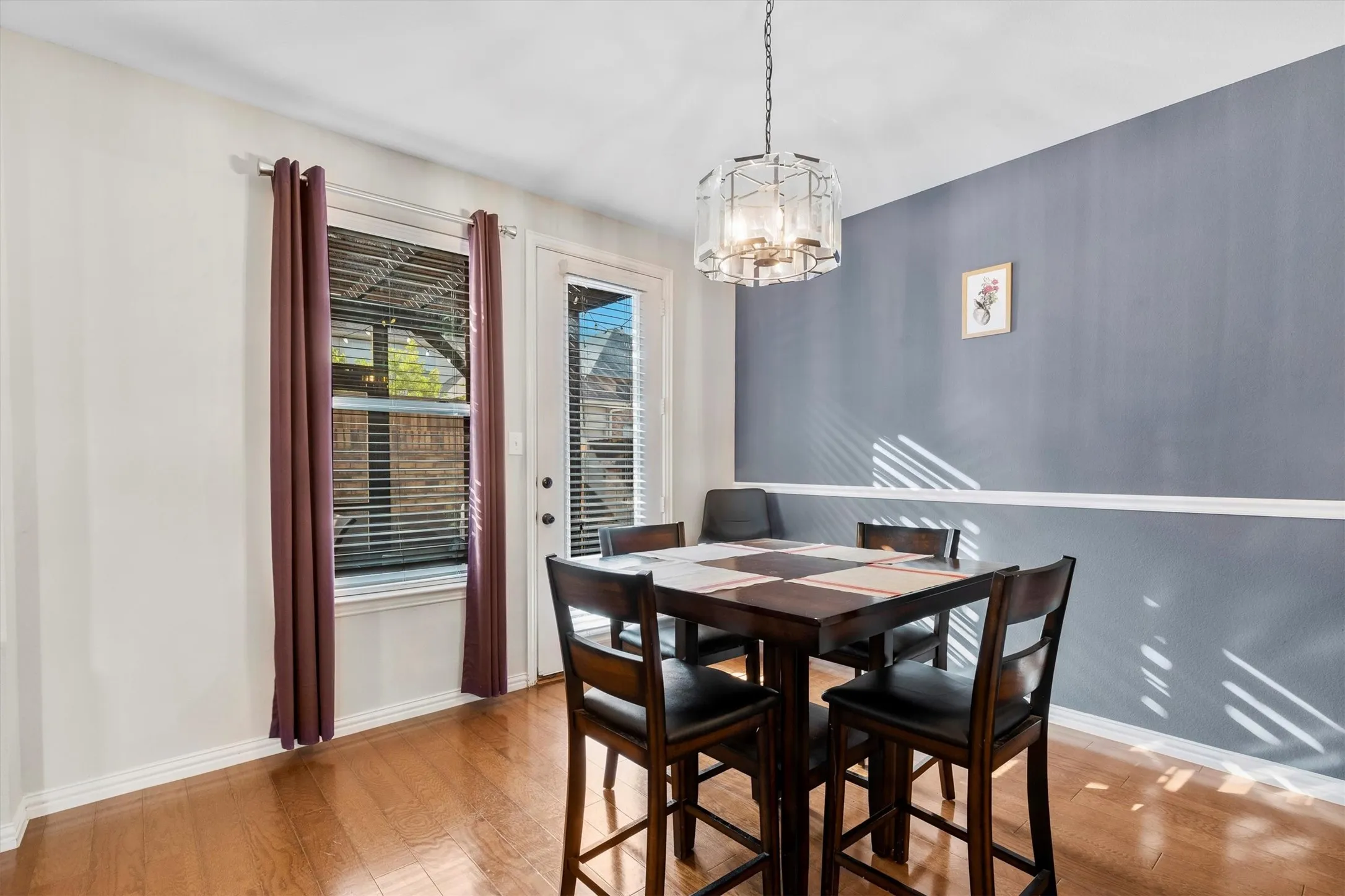 Townhouse For Sale in Collin County , 834 Apple Hill Drive, Allen, Texas 75013, 2 Bedrooms, 3 Bathrooms, 2 Garage spaces, 1,765 Sqft, built in 2007, Preowned, Price $333,000, mls#21171232, Real Estate Agent in Allen, Homes For Sale in Collin county, Homes For Sale in Allen, Realtor in Allen Texas, Real Estate Brokerage Independent Realty Texas, Luminita Cordes Realtor