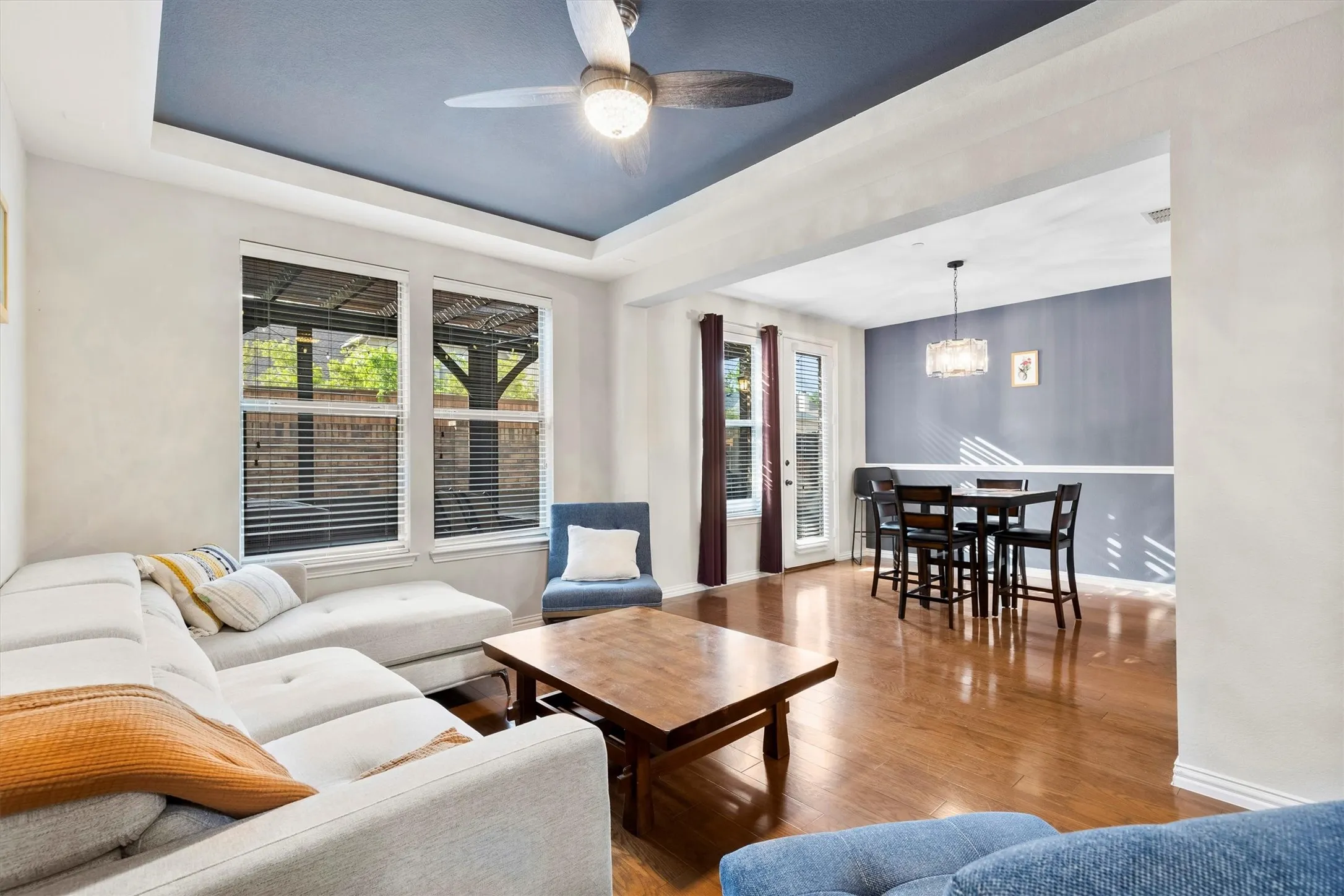 Townhouse For Sale in Collin County , 834 Apple Hill Drive, Allen, Texas 75013, 2 Bedrooms, 3 Bathrooms, 2 Garage spaces, 1,765 Sqft, built in 2007, Preowned, Price $333,000, mls#21171232, Real Estate Agent in Allen, Homes For Sale in Collin county, Homes For Sale in Allen, Realtor in Allen Texas, Real Estate Brokerage Independent Realty Texas, Luminita Cordes Realtor
