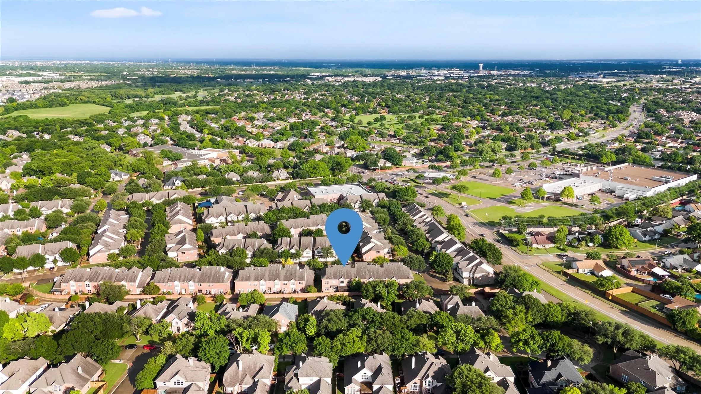 Townhouse For Sale in Collin County , 834 Apple Hill Drive, Allen, Texas 75013, 2 Bedrooms, 3 Bathrooms, 2 Garage spaces, 1,765 Sqft, built in 2007, Preowned, Price $333,000, mls#21171232, Real Estate Agent in Allen, Homes For Sale in Collin county, Homes For Sale in Allen, Realtor in Allen Texas, Real Estate Brokerage Independent Realty Texas, Luminita Cordes Realtor