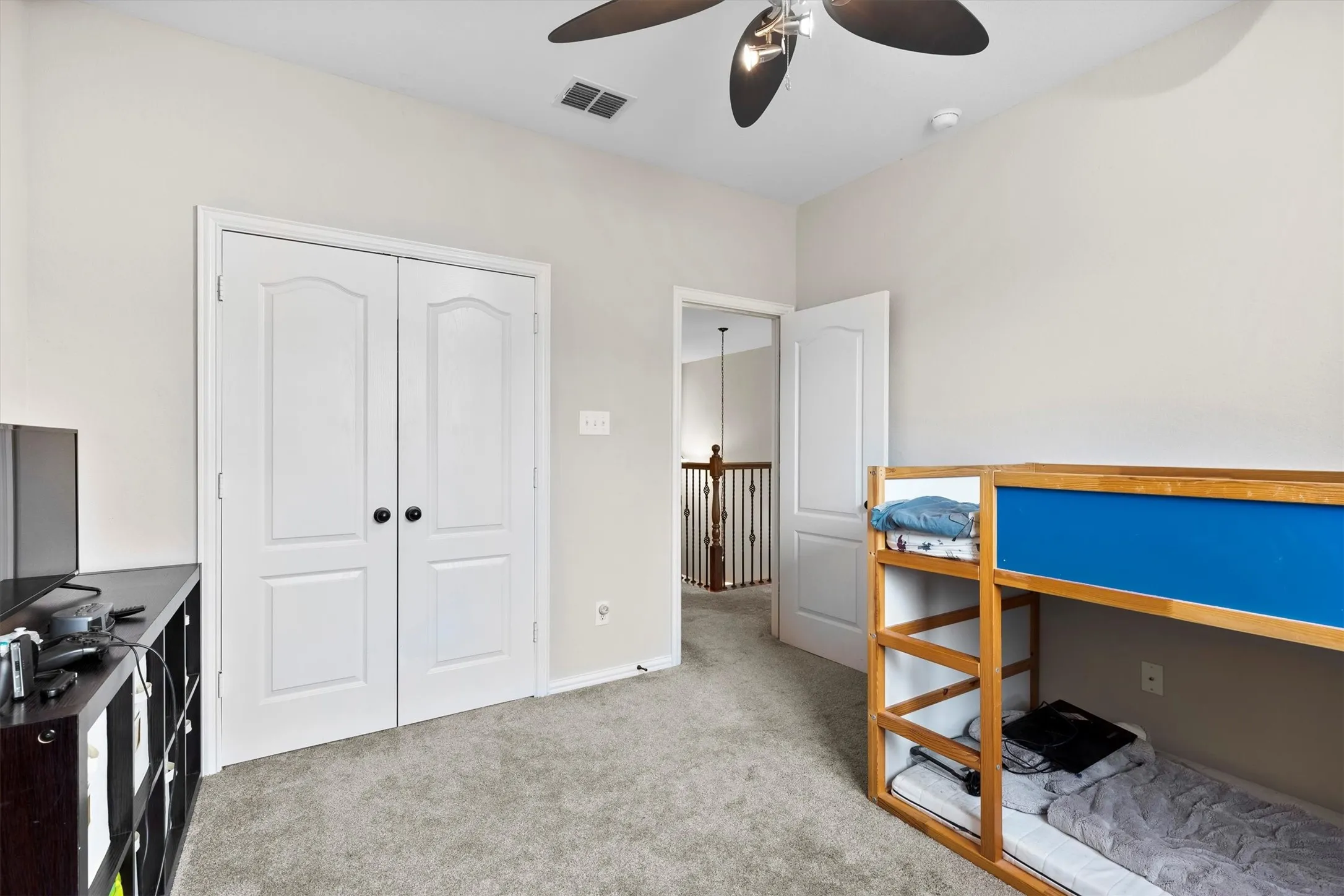 Townhouse For Sale in Collin County , 834 Apple Hill Drive, Allen, Texas 75013, 2 Bedrooms, 3 Bathrooms, 2 Garage spaces, 1,765 Sqft, built in 2007, Preowned, Price $333,000, mls#21171232, Real Estate Agent in Allen, Homes For Sale in Collin county, Homes For Sale in Allen, Realtor in Allen Texas, Real Estate Brokerage Independent Realty Texas, Luminita Cordes Realtor