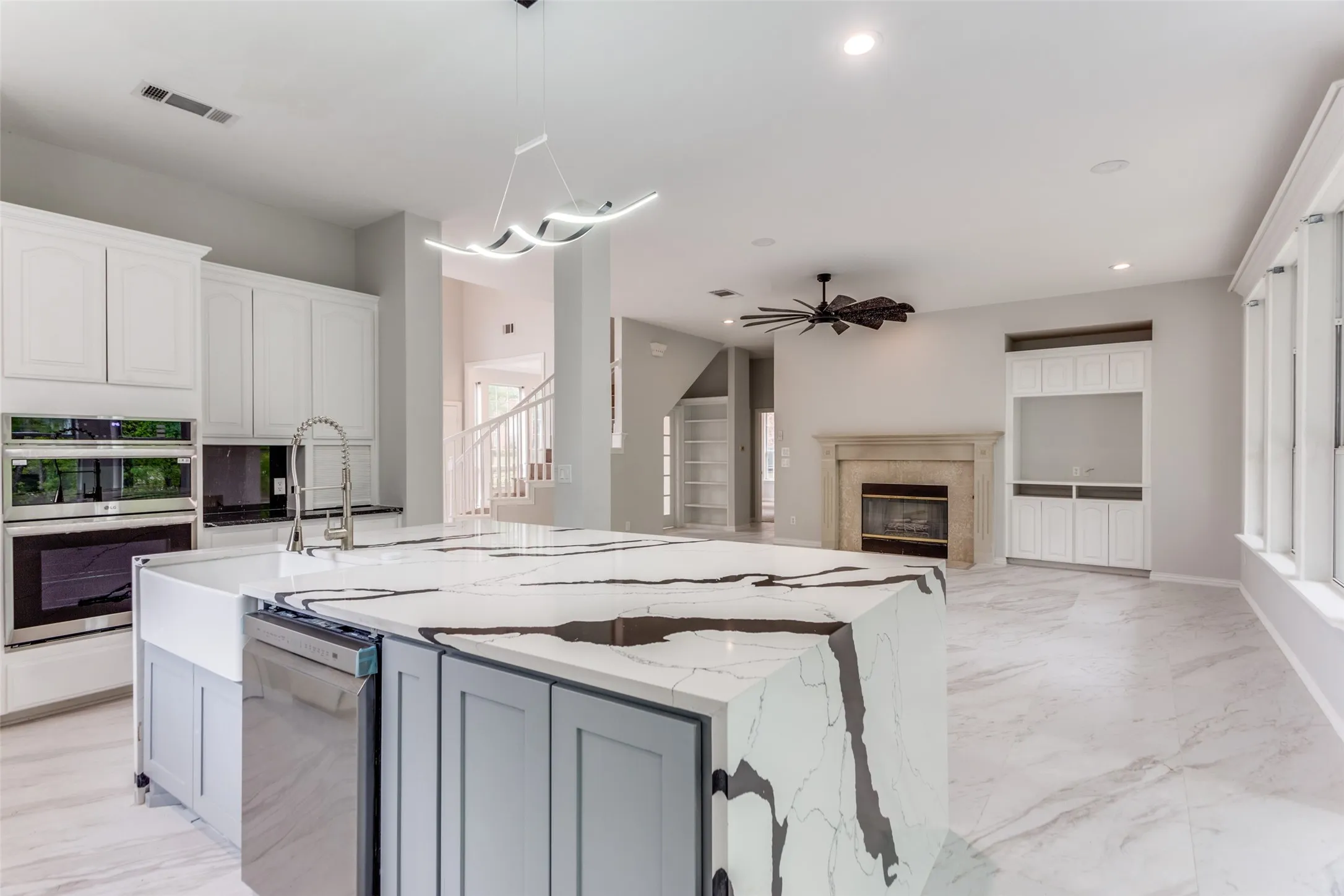 Single Family Residence For Sale in Tarrant County , 6315 Millwood Court, Arlington, Texas 76016, 4 Bedrooms, 3 Bathrooms, 3 Garage spaces, 2,930 Sqft, built in 1996, Preowned, Price $650,000, mls#21171209, Real Estate Agent in Arlington, Homes For Sale in Tarrant county, Homes For Sale in Arlington, Realtor in Arlington Texas, Real Estate Brokerage Independent Realty Texas, Luminita Cordes Realtor