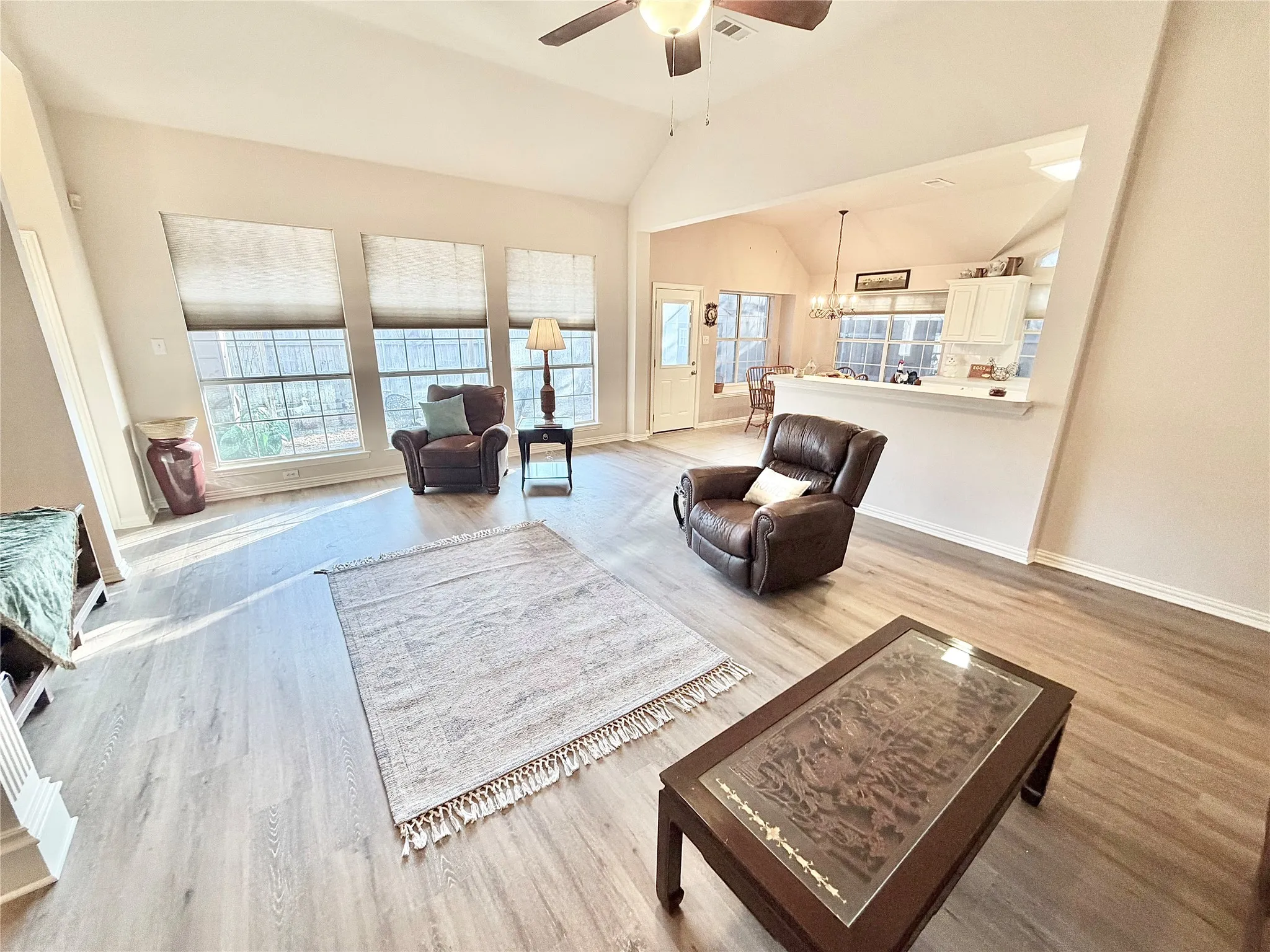 Single Family Residence For Sale in Denton County , 2508 Kariba Lane, Denton, Texas 76210, 4 Bedroom, 2 Bathroom, 2 Garage spaces, 2,428 Sqft, built in 1999, mls#21171297, Real Estate Agent in Denton, Homes For Sale in Denton county, Homes For Sale in Denton, Realtor in Denton Texas, Real Estate Brokerage Independent Realty Texas, Luminita Cordes Realtor
