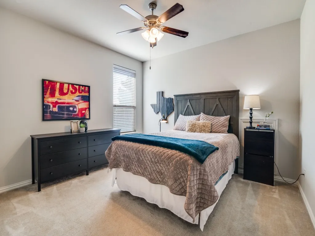 Single Family Residence For Sale in Rockwall County , 790 York Drive, Rockwall, Texas 75087, 4 Bedrooms, 4 Bathrooms, 2 Garage spaces, 3,497 Sqft, built in 2014, Preowned, Price $594,900, mls#21170885, Real Estate Agent in Rockwall, Homes For Sale in Rockwall county, Homes For Sale in Rockwall, Realtor in Rockwall Texas, Real Estate Brokerage Independent Realty Texas, Luminita Cordes Realtor