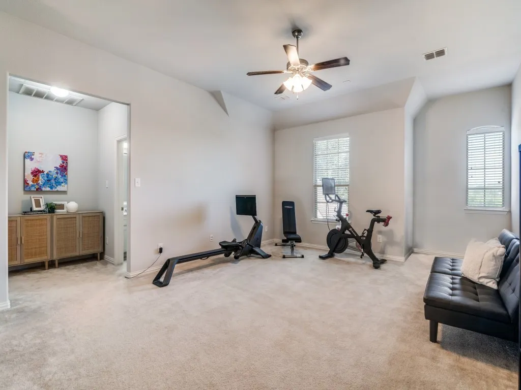 Single Family Residence For Sale in Rockwall County , 790 York Drive, Rockwall, Texas 75087, 4 Bedrooms, 4 Bathrooms, 2 Garage spaces, 3,497 Sqft, built in 2014, Preowned, Price $594,900, mls#21170885, Real Estate Agent in Rockwall, Homes For Sale in Rockwall county, Homes For Sale in Rockwall, Realtor in Rockwall Texas, Real Estate Brokerage Independent Realty Texas, Luminita Cordes Realtor