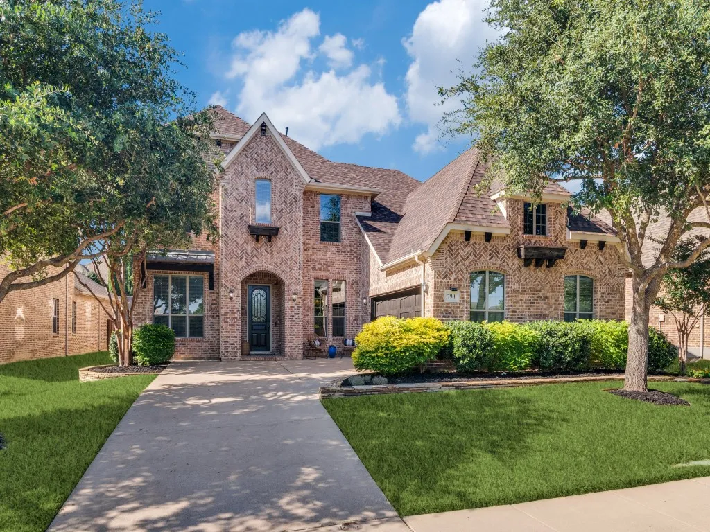 Single Family Residence For Sale in Rockwall County , 790 York Drive, Rockwall, Texas 75087, 4 Bedrooms, 4 Bathrooms, 2 Garage spaces, 3,497 Sqft, built in 2014, Preowned, Price $594,900, mls#21170885, Real Estate Agent in Rockwall, Homes For Sale in Rockwall county, Homes For Sale in Rockwall, Realtor in Rockwall Texas, Real Estate Brokerage Independent Realty Texas, Luminita Cordes Realtor