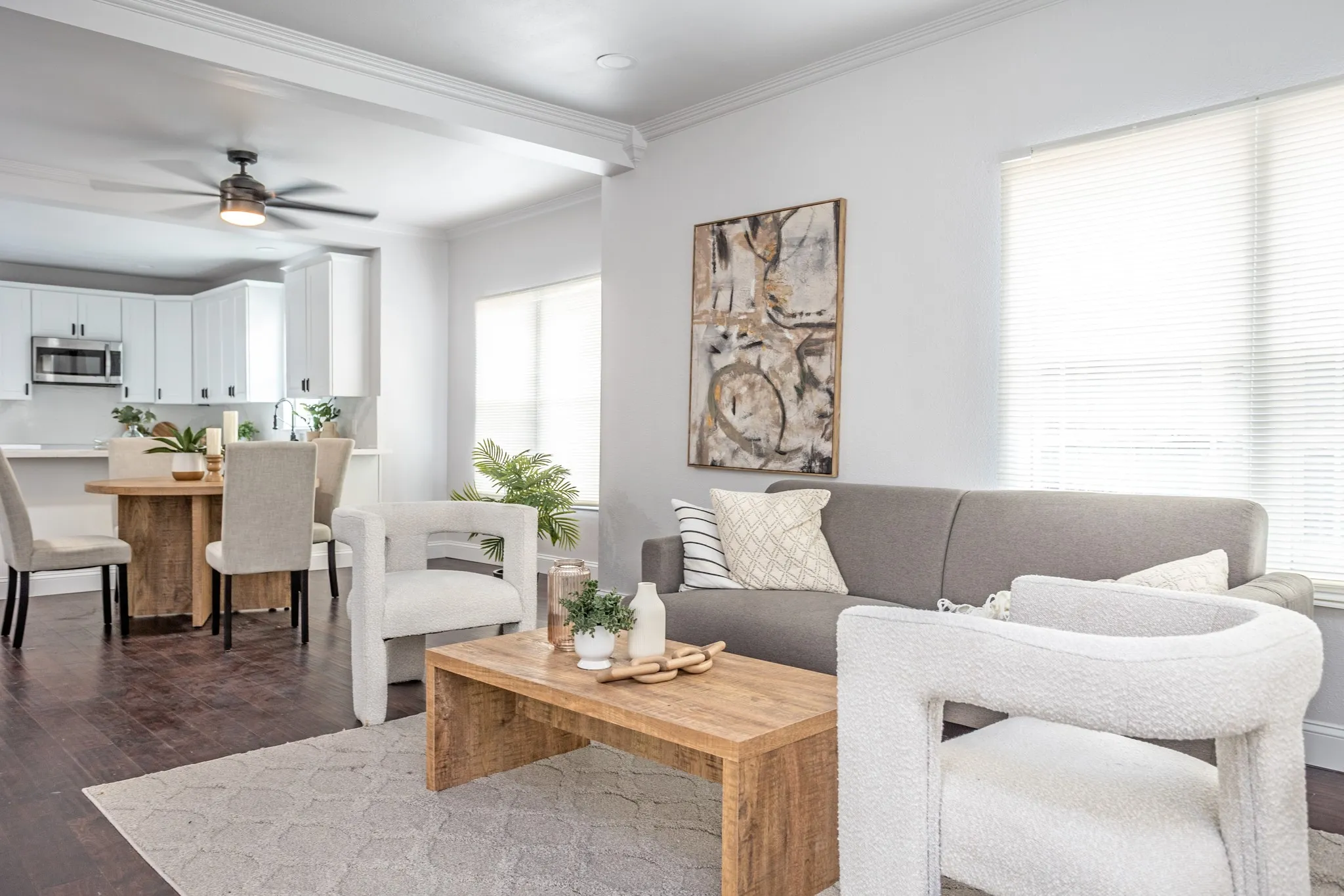 Single Family Residence For Sale in Dallas County , 527 S Clinton Avenue, Dallas, Texas 75208, 2 Bedroom, 3 Bathroom, Garage spaces, 1,778 Sqft, built in 1930, mls#21167727, Real Estate Agent in Dallas, Homes For Sale in Dallas county, Homes For Sale in Dallas, Realtor in Dallas Texas, Real Estate Brokerage Independent Realty Texas, Luminita Cordes Realtor