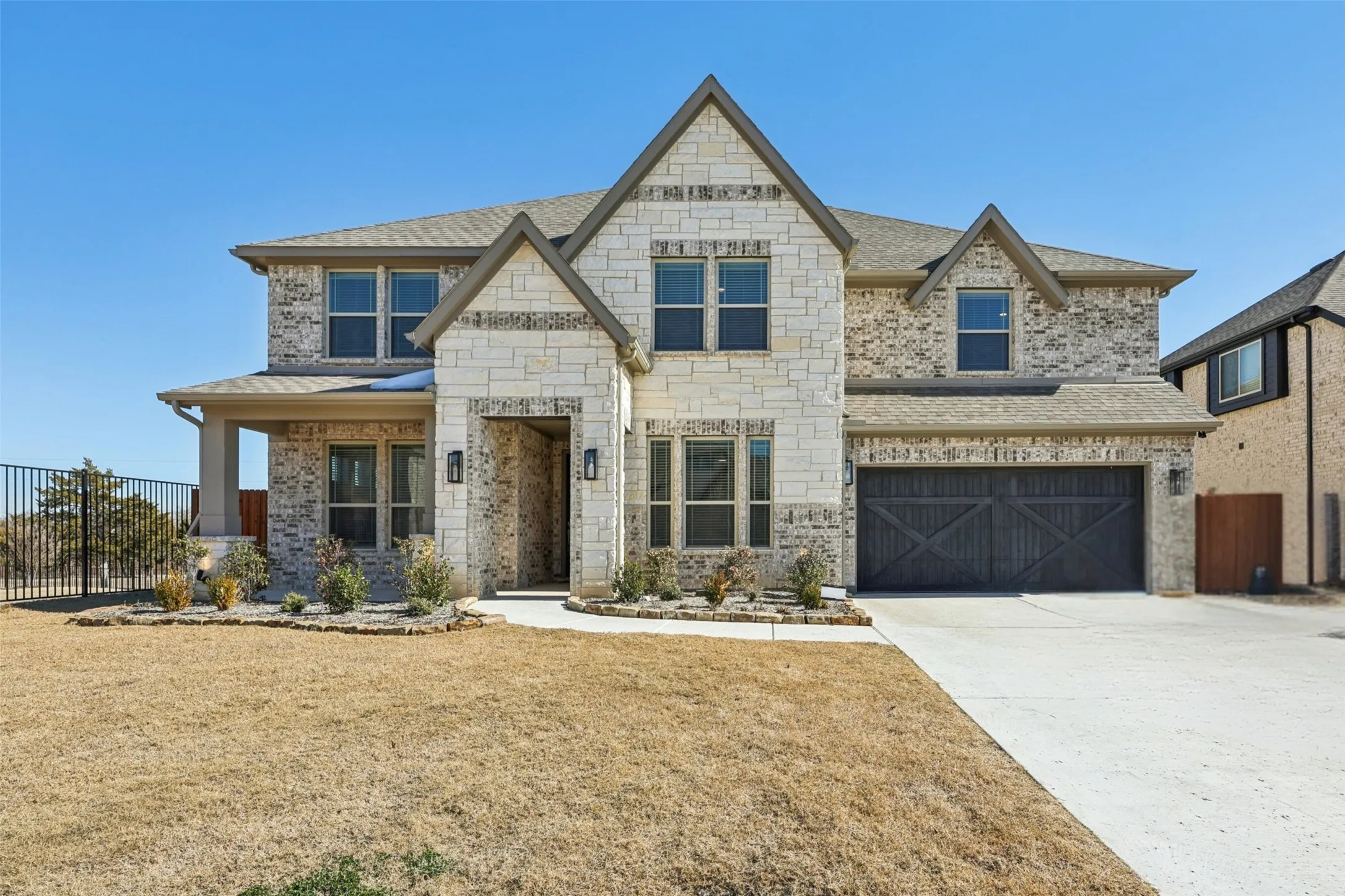 Single Family Residence For Sale in Ellis County , 1134 Cardinal Drive, Midlothian, Texas 76065, 5 Bedroom, 5 Bathroom, 2 Garage spaces, 4,232 Sqft, built in 2024, Preowned, mls#21168824, Real Estate Agent in Midlothian, Homes For Sale in Ellis county, Homes For Sale in Midlothian, Realtor in Midlothian Texas, Real Estate Brokerage Independent Realty Texas, Luminita Cordes Realtor