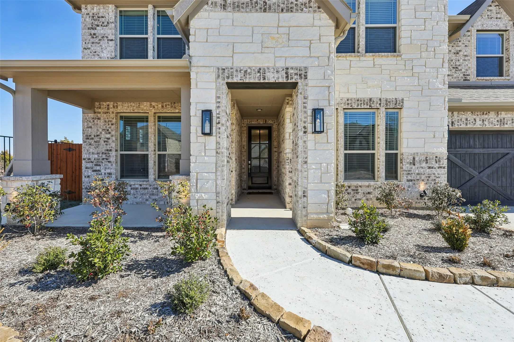 Single Family Residence For Sale in Ellis County , 1134 Cardinal Drive, Midlothian, Texas 76065, 5 Bedroom, 5 Bathroom, 2 Garage spaces, 4,232 Sqft, built in 2024, Preowned, mls#21168824, Real Estate Agent in Midlothian, Homes For Sale in Ellis county, Homes For Sale in Midlothian, Realtor in Midlothian Texas, Real Estate Brokerage Independent Realty Texas, Luminita Cordes Realtor