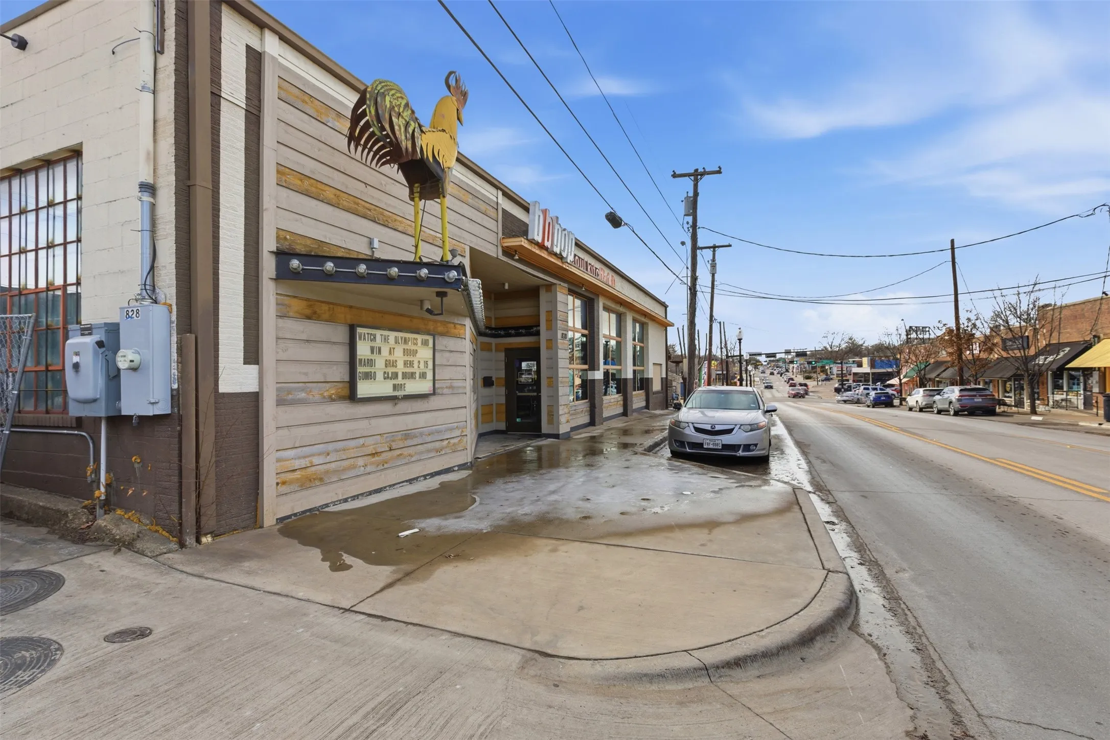 Retail For Sale in Dallas County , 738 W Davis Street, Dallas, Texas 75208, 0, 0, Garage spaces, 0 Sqft, built in 1947, Preowned, mls#21170635, Real Estate Agent in Dallas, Homes For Sale in Dallas county, Homes For Sale in Dallas, Realtor in Dallas Texas, Real Estate Brokerage Independent Realty Texas, Luminita Cordes Realtor