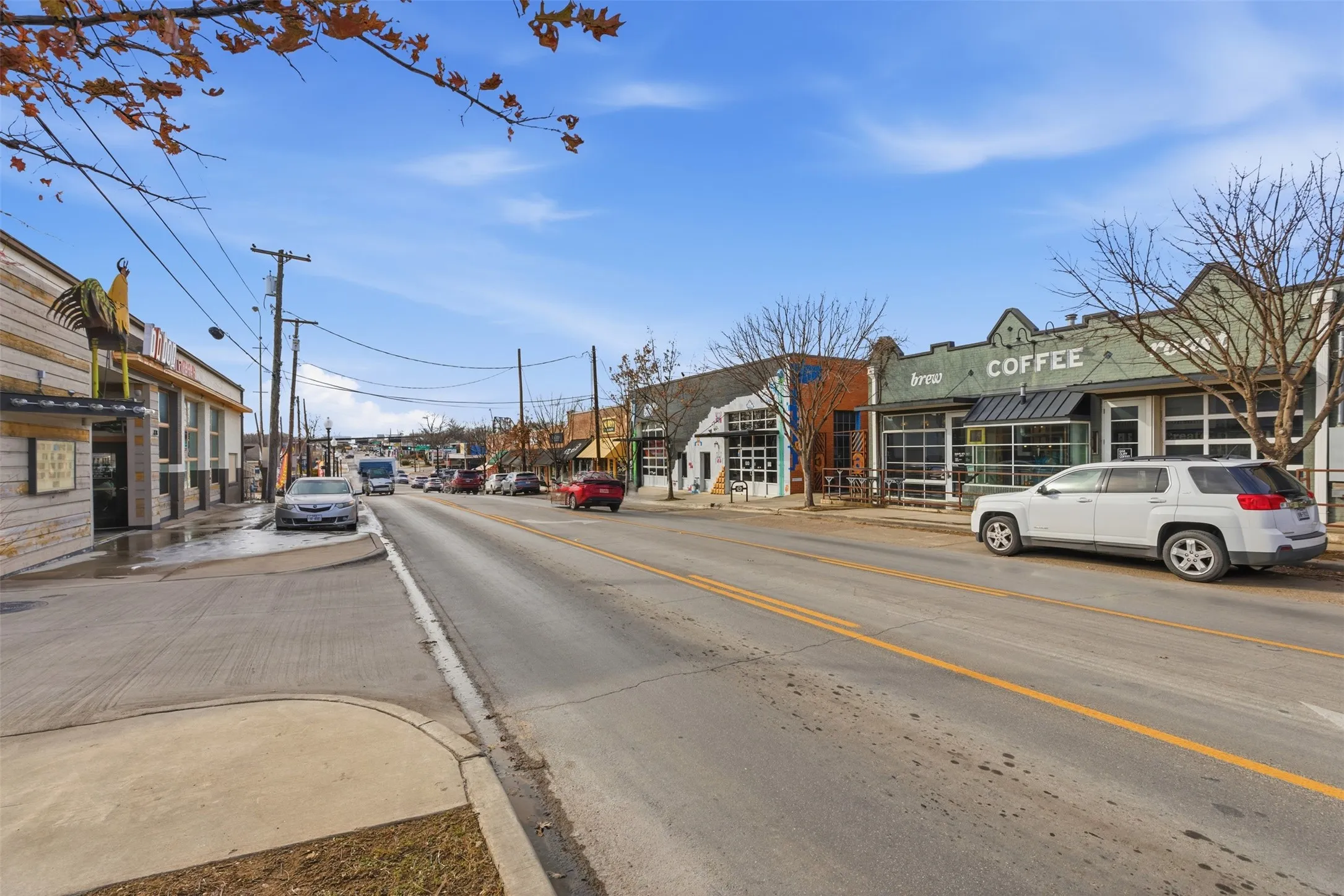Retail For Sale in Dallas County , 738 W Davis Street, Dallas, Texas 75208, 0, 0, Garage spaces, 0 Sqft, built in 1947, Preowned, mls#21170635, Real Estate Agent in Dallas, Homes For Sale in Dallas county, Homes For Sale in Dallas, Realtor in Dallas Texas, Real Estate Brokerage Independent Realty Texas, Luminita Cordes Realtor
