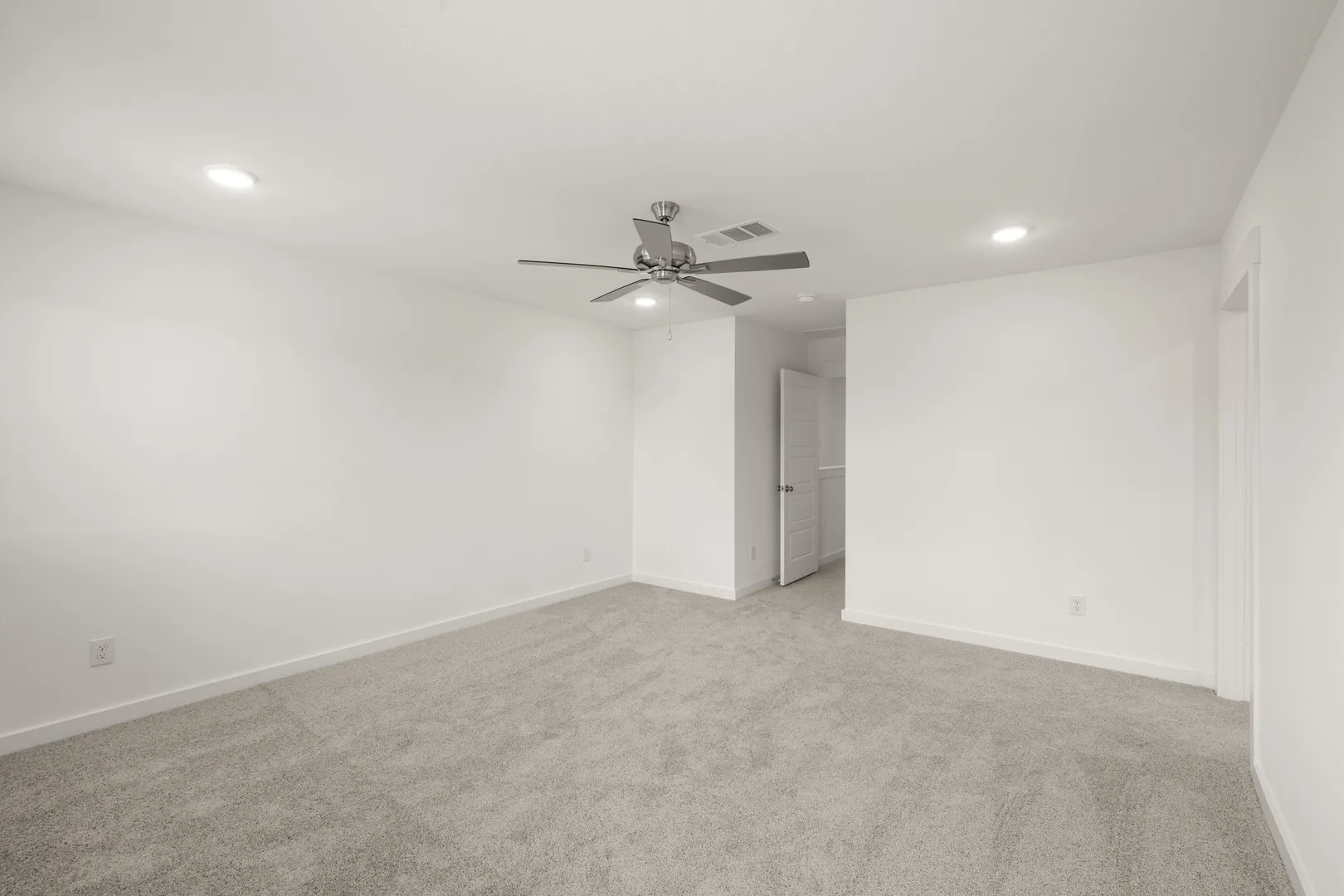245 Wagon Spoke- Primary Suite-2