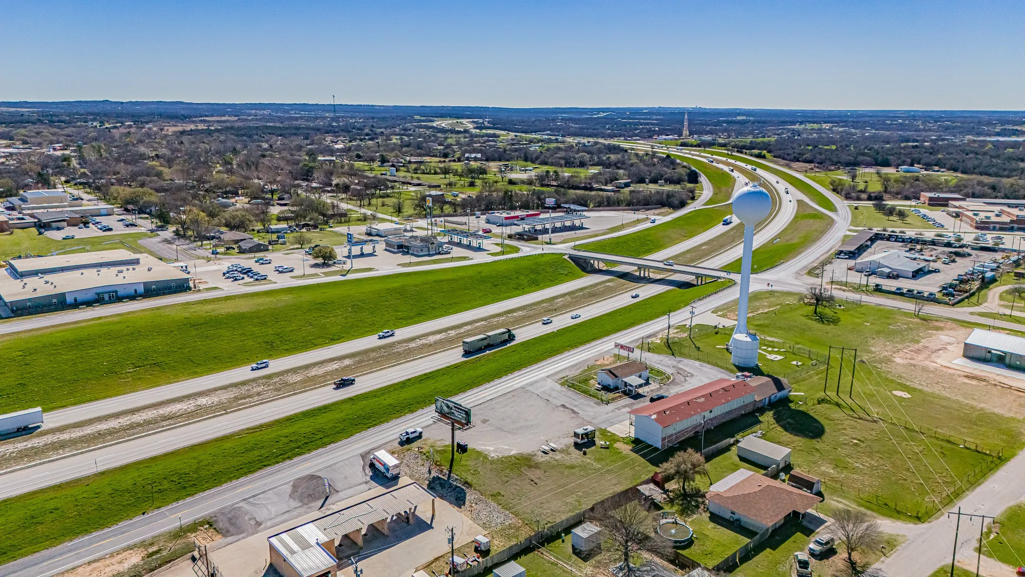 Hotel/Motel For Sale in Wise County , 1157 W Bypass 287, Alvord, Texas 76255, 0, 0, Garage spaces, 0 Sqft, built in 1983, Preowned, mls#21171739, Real Estate Agent in Alvord, Homes For Sale in Wise county, Homes For Sale in Alvord, Realtor in Alvord Texas, Real Estate Brokerage Independent Realty Texas, Luminita Cordes Realtor
