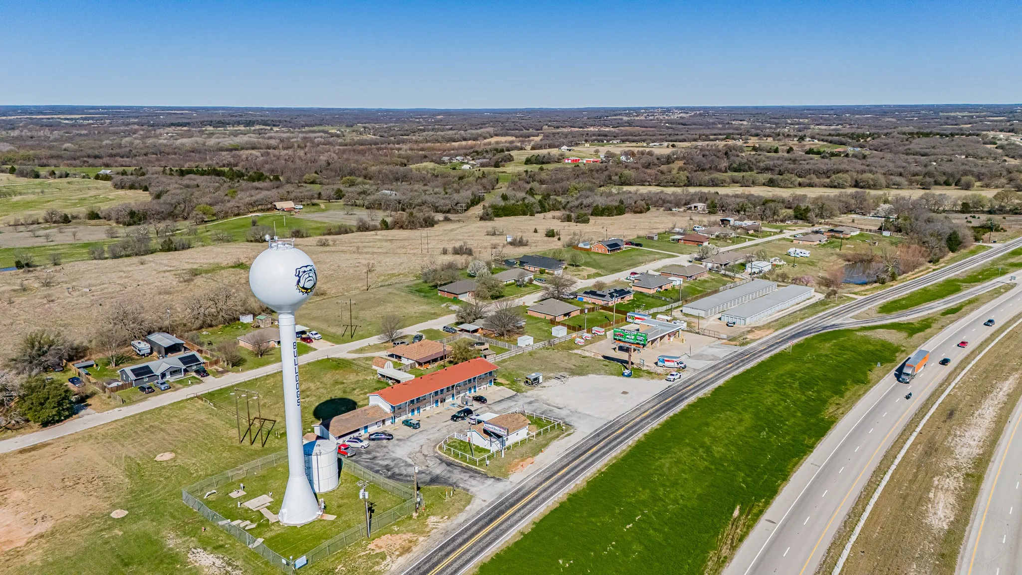 Hotel/Motel For Sale in Wise County , 1157 W Bypass 287, Alvord, Texas 76255, 0, 0, Garage spaces, 0 Sqft, built in 1983, Preowned, mls#21171739, Real Estate Agent in Alvord, Homes For Sale in Wise county, Homes For Sale in Alvord, Realtor in Alvord Texas, Real Estate Brokerage Independent Realty Texas, Luminita Cordes Realtor