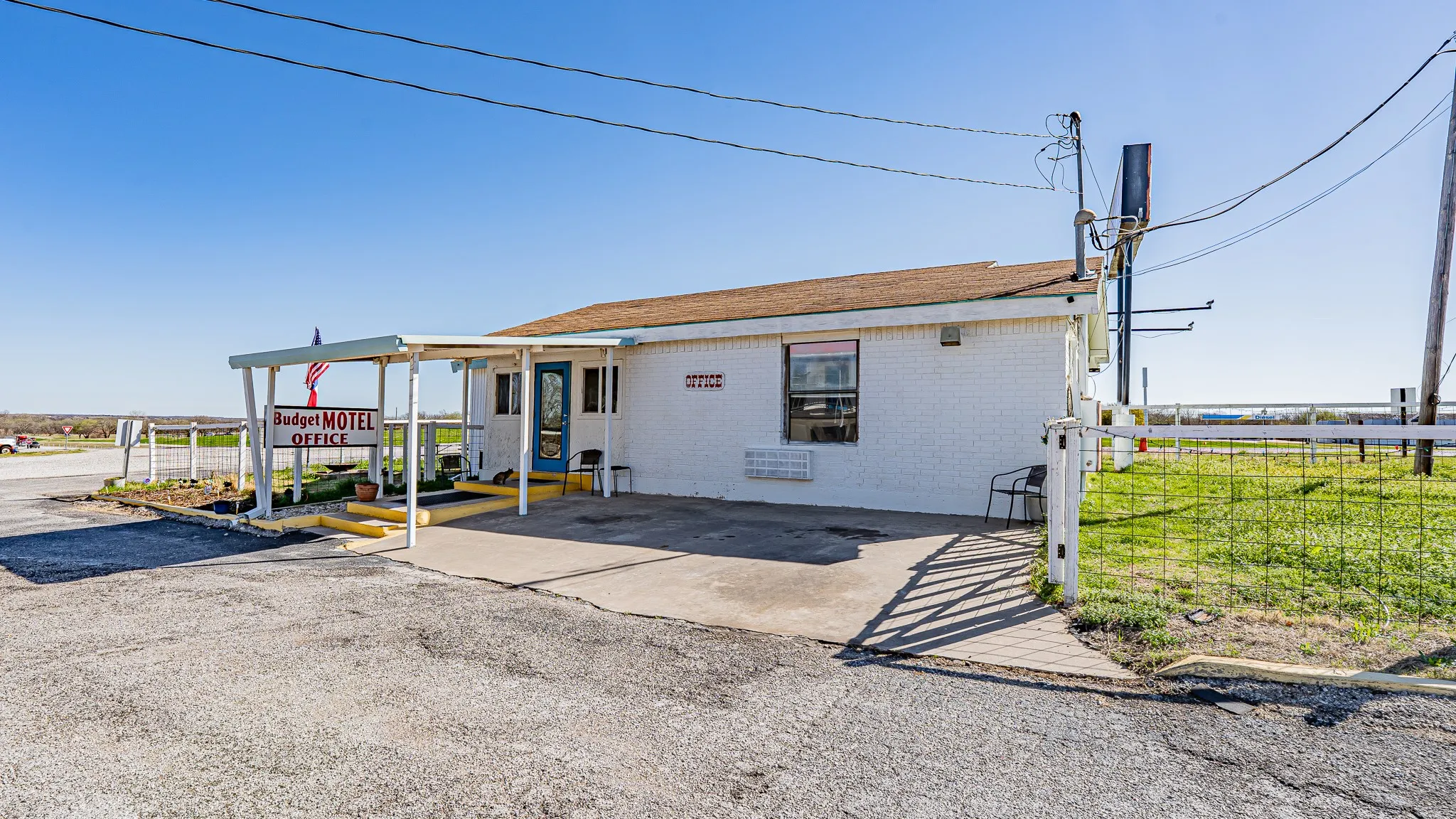 Hotel/Motel For Sale in Wise County , 1157 W Bypass 287, Alvord, Texas 76255, 0, 0, Garage spaces, 0 Sqft, built in 1983, Preowned, mls#21171739, Real Estate Agent in Alvord, Homes For Sale in Wise county, Homes For Sale in Alvord, Realtor in Alvord Texas, Real Estate Brokerage Independent Realty Texas, Luminita Cordes Realtor