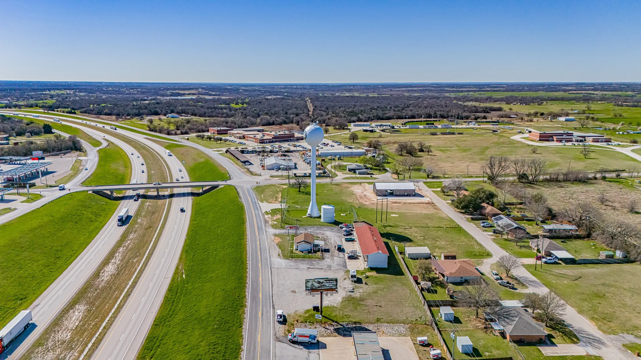Hotel/Motel For Sale in Wise County , 1157 W Bypass 287, Alvord, Texas 76255, 0, 0, Garage spaces, 0 Sqft, built in 1983, Preowned, mls#21171739, Real Estate Agent in Alvord, Homes For Sale in Wise county, Homes For Sale in Alvord, Realtor in Alvord Texas, Real Estate Brokerage Independent Realty Texas, Luminita Cordes Realtor
